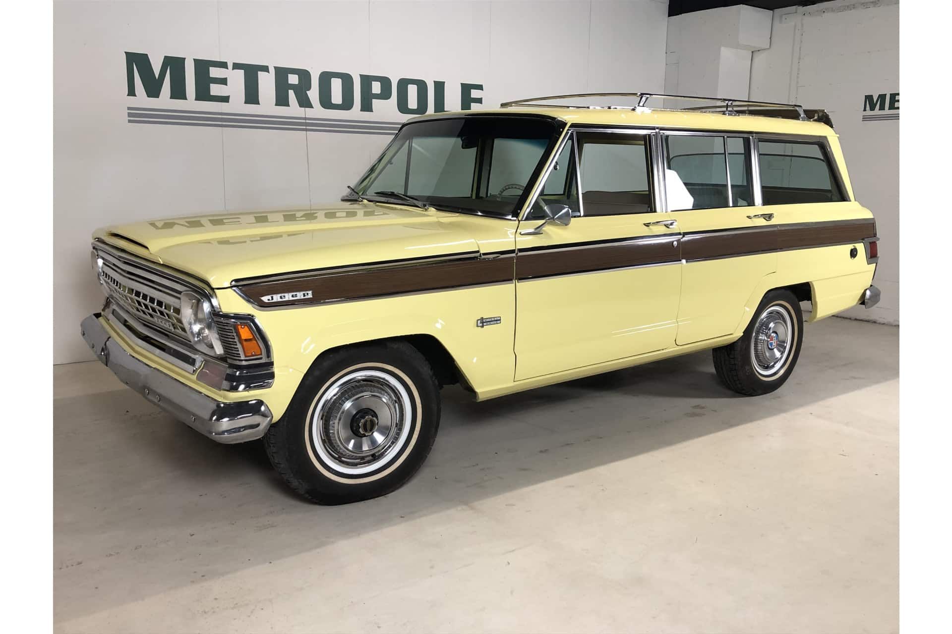 Wagoneer Station 8