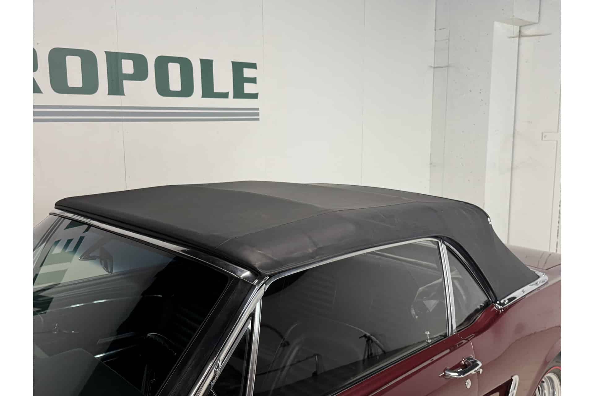 Ford Mustang 260 Convertible 11