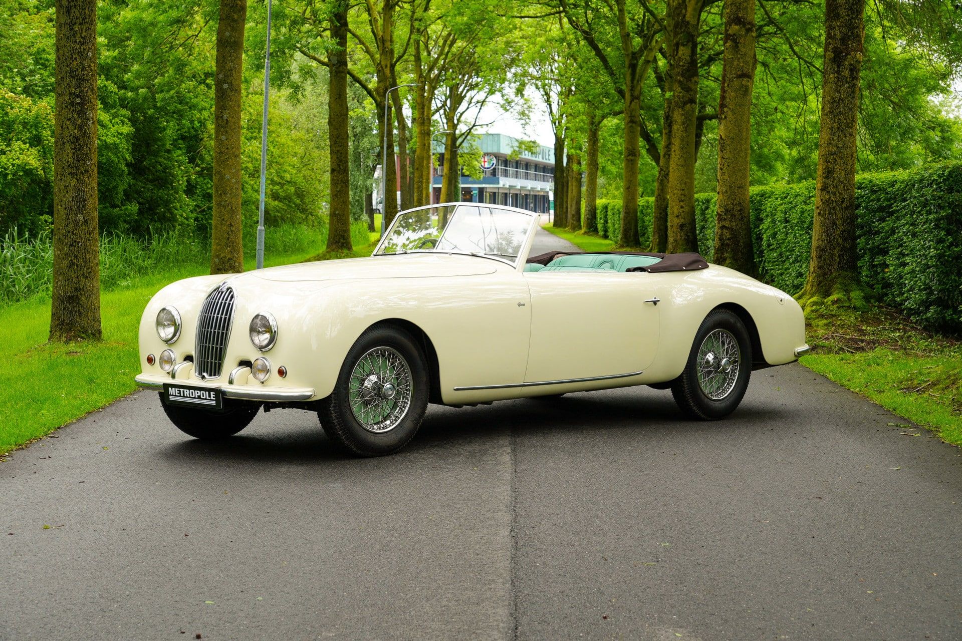 Lago T26 Record Cabriolet 2