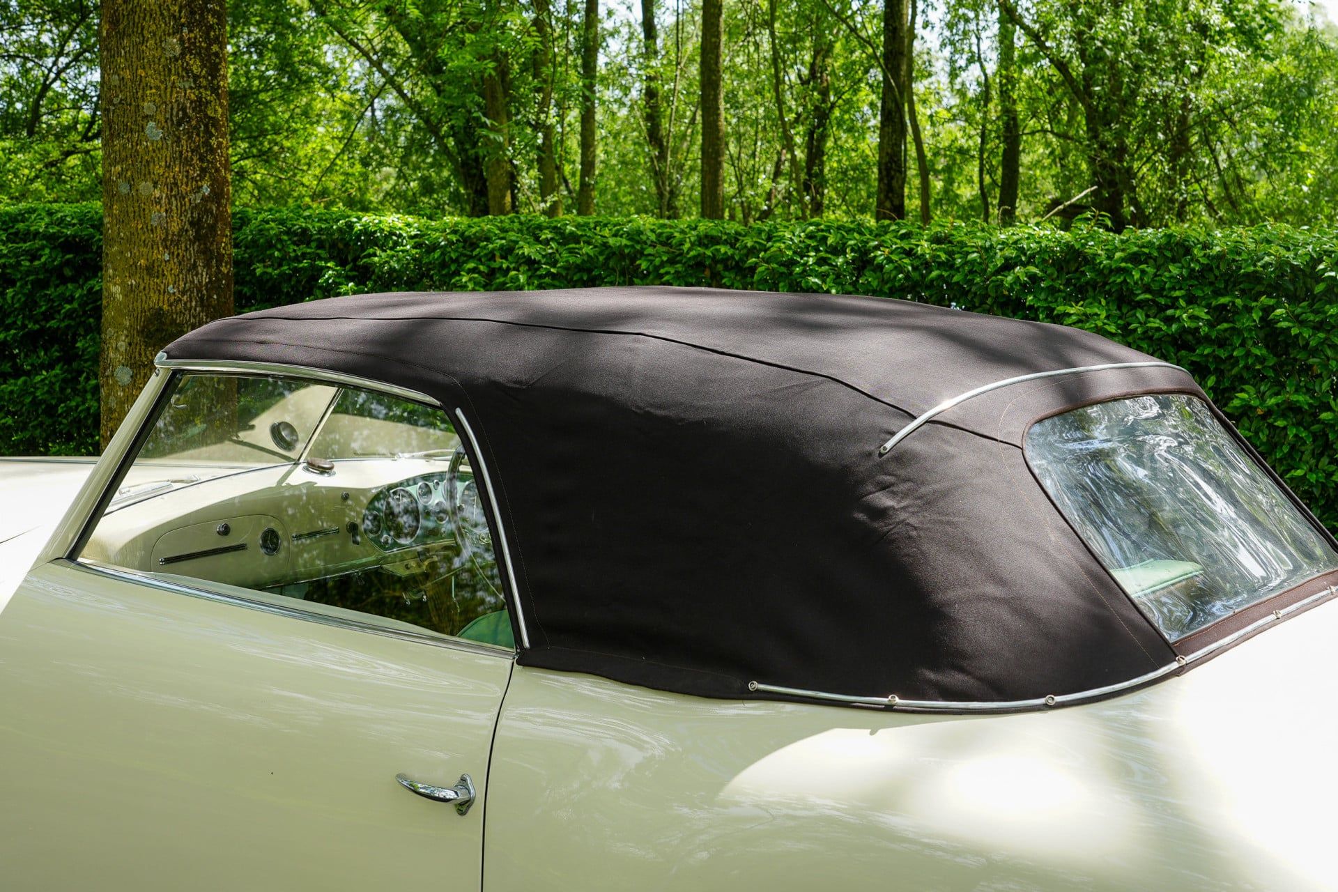 Lago T26 Record Cabriolet 11