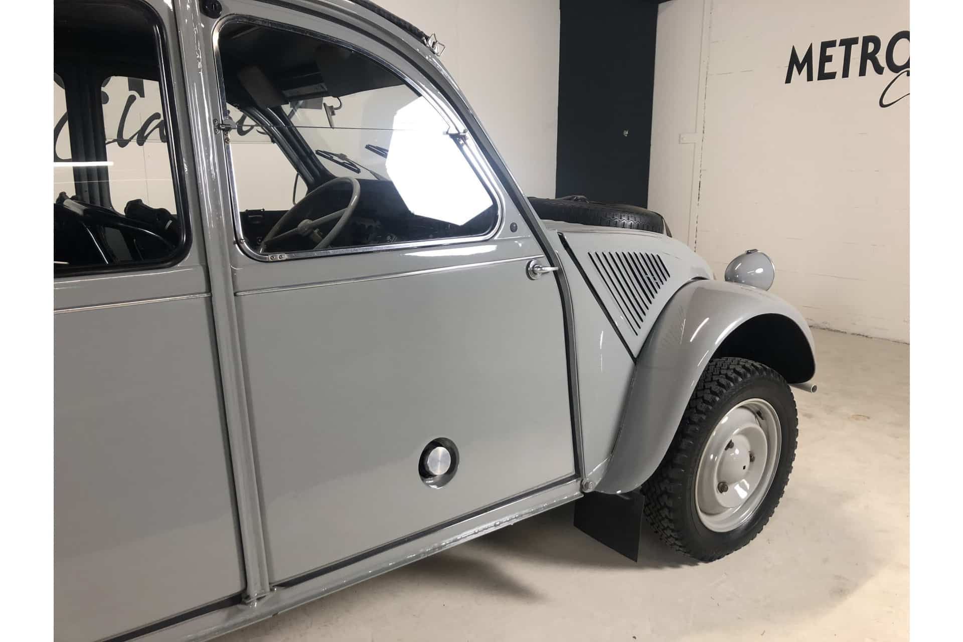 Citroën 2CV Sahara 4x4 10