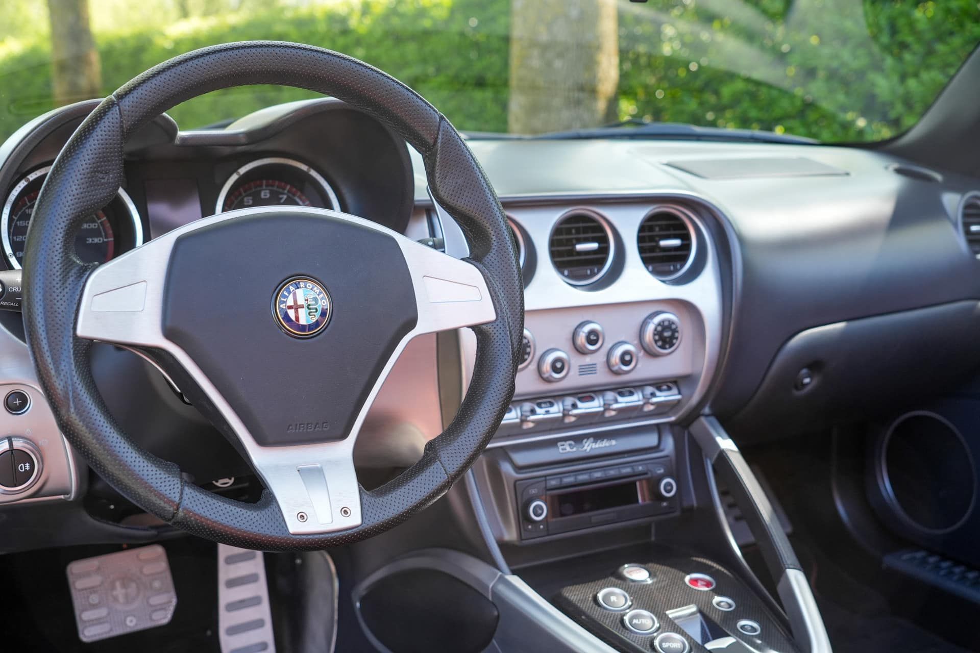 Alfa Romeo 8C Spider 3