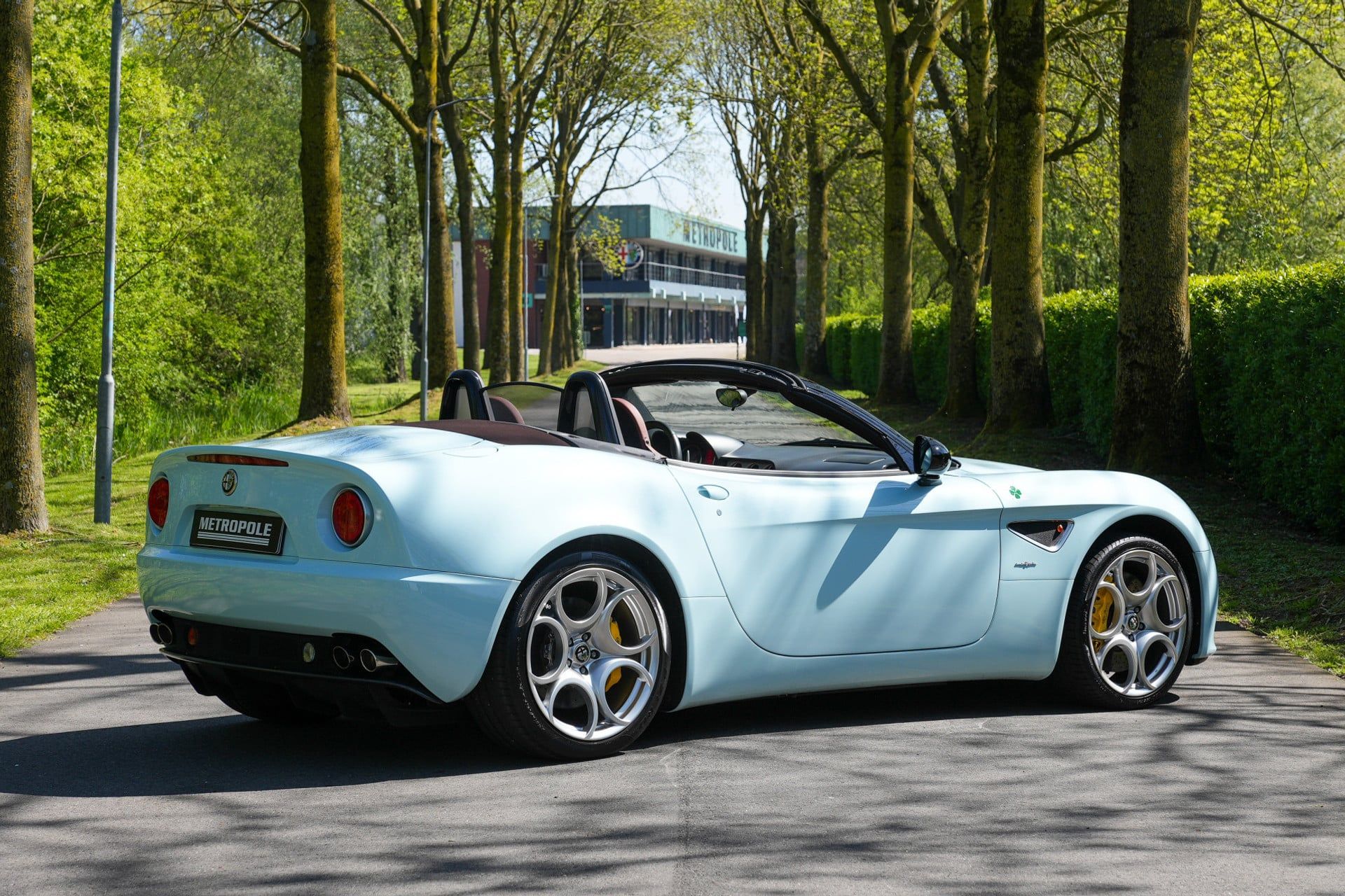 Alfa Romeo 8C Spider 6