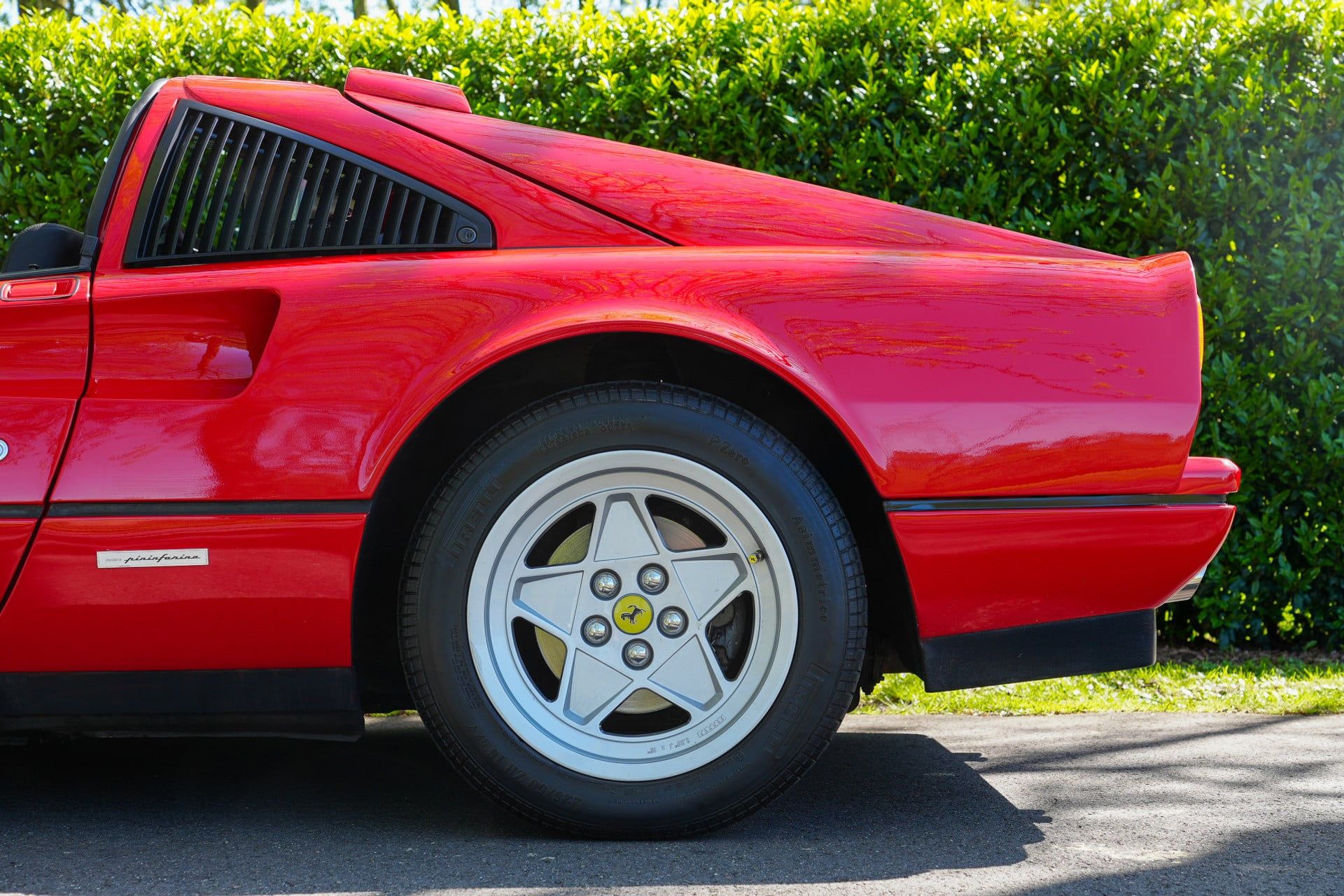 Ferrari 328 GTS 12