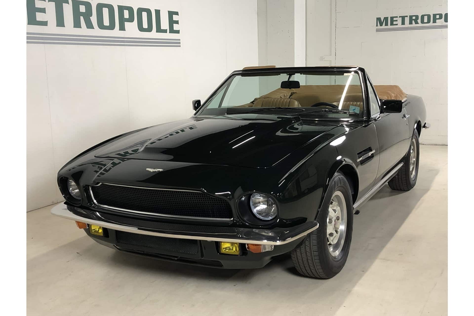 Aston Martin V8 Volante 6