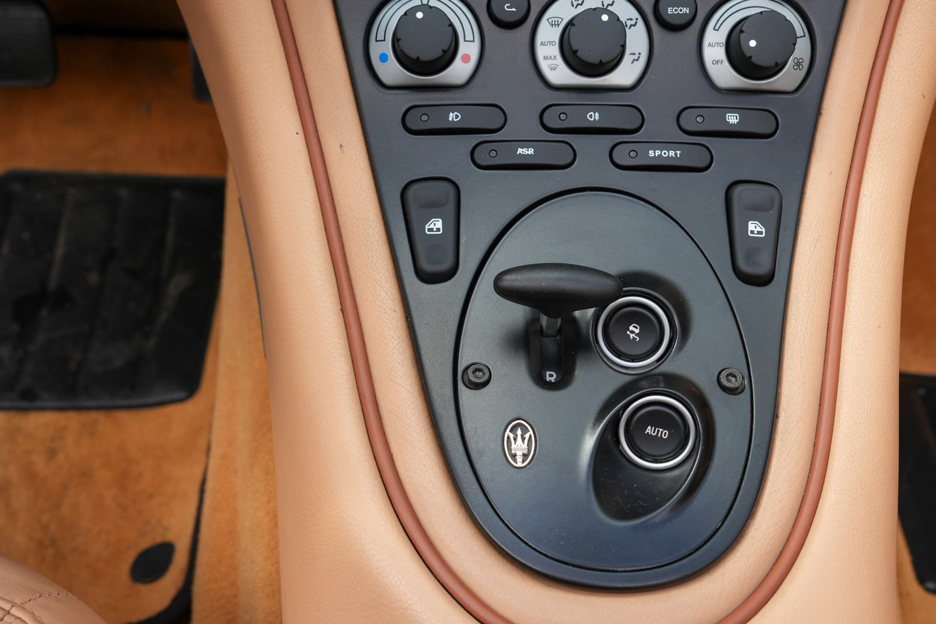 Maserati Spyder Cambiocorsa 12