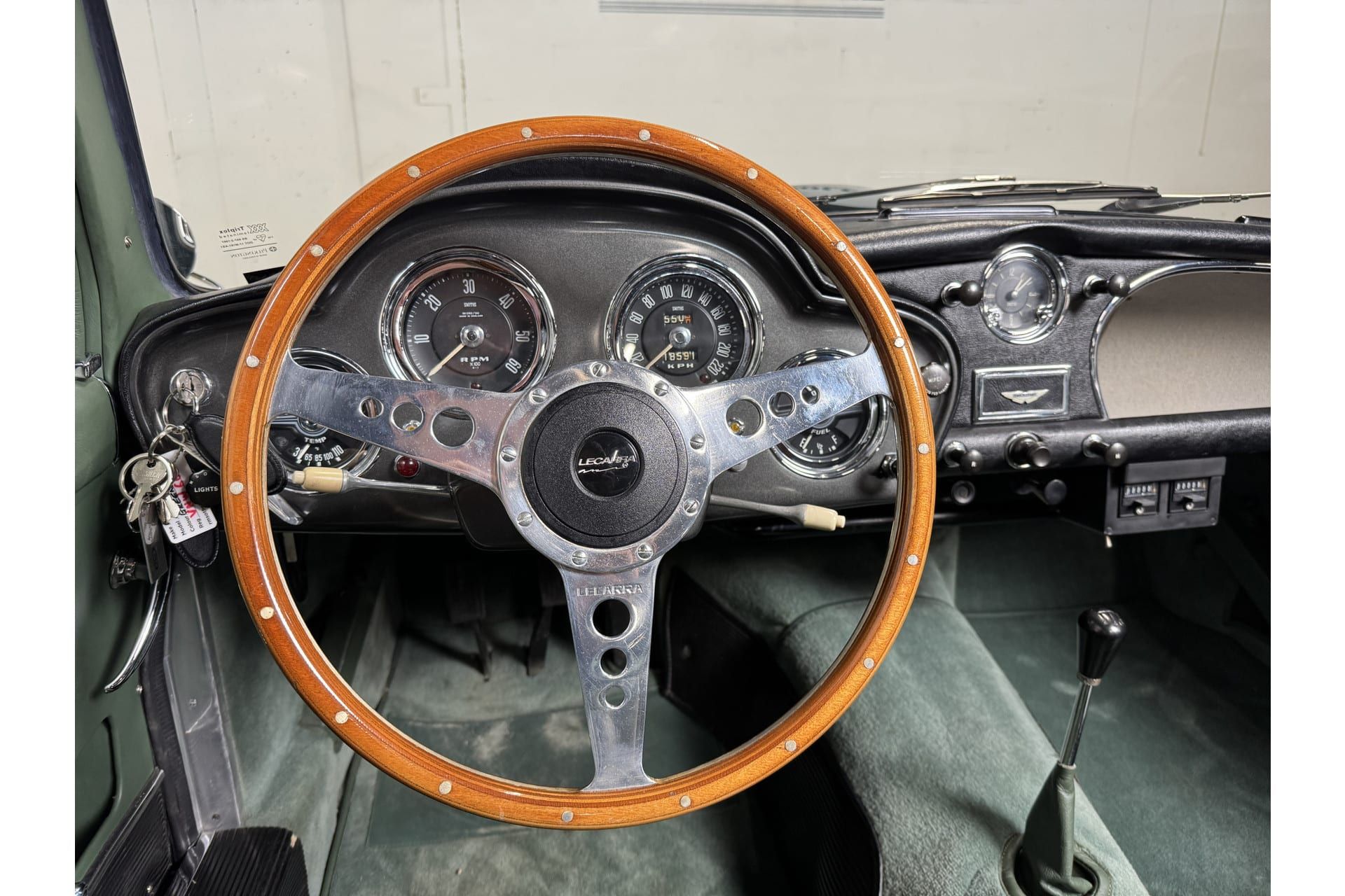 Aston Martin DB2/4 MK III 4