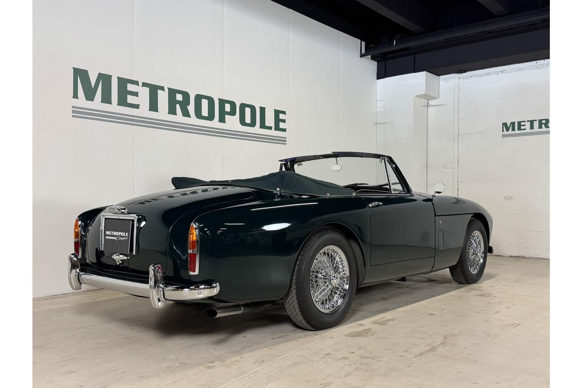 Aston Martin DB2/4 MK III 5