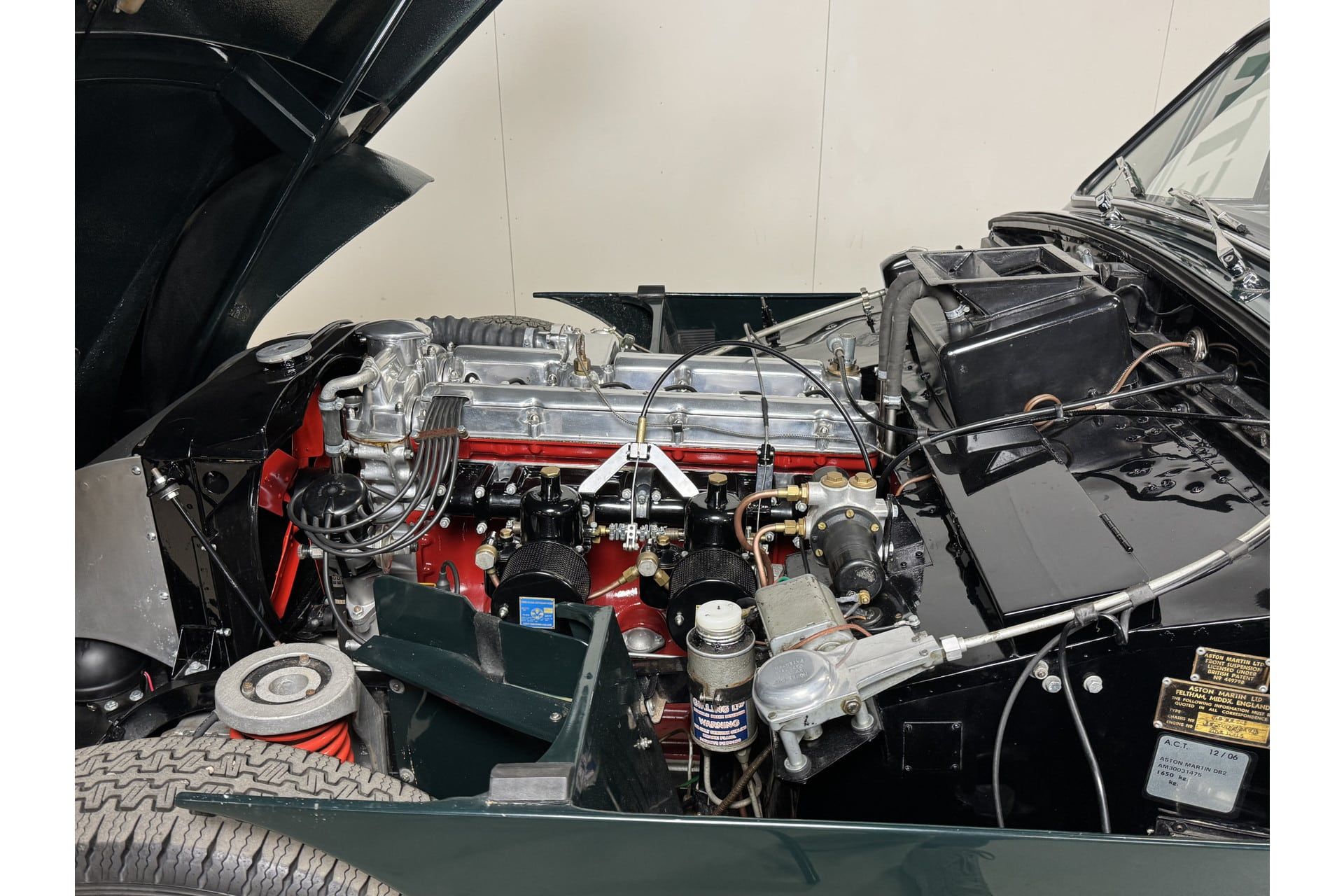 Aston Martin DB2/4 MK III 8