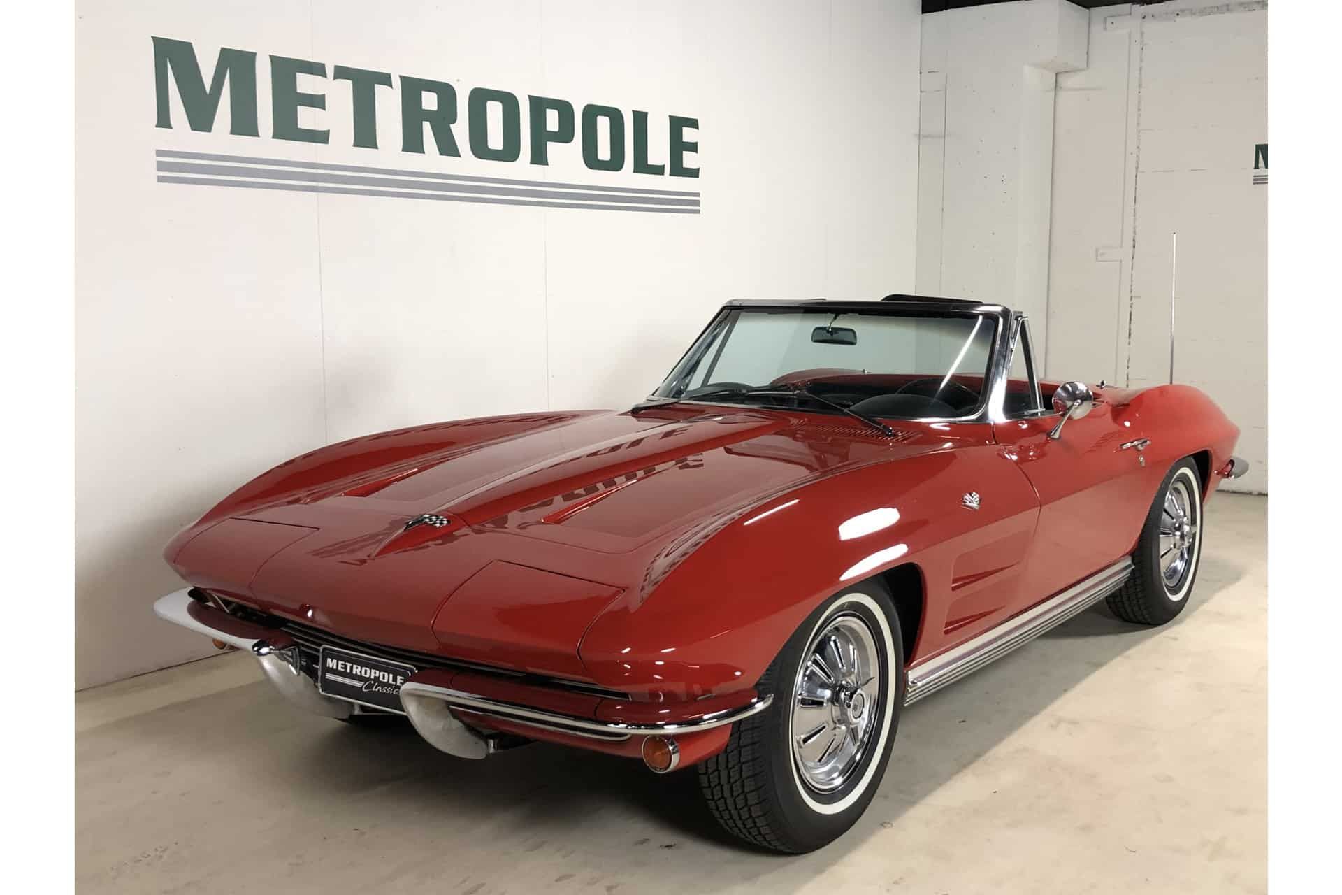 Chevrolet Corvette C2 Convertible 2