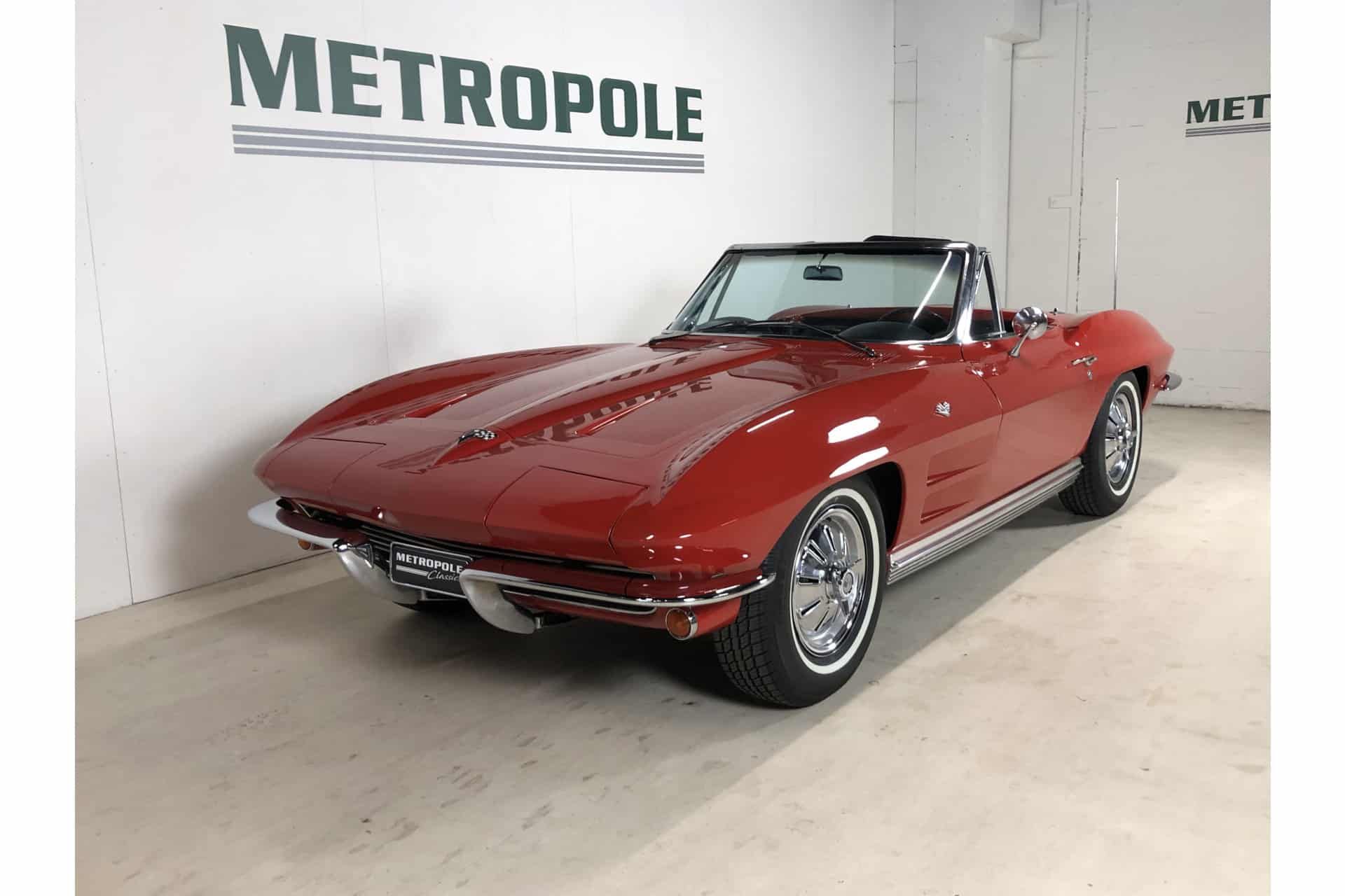 Chevrolet Corvette C2 Convertible 9