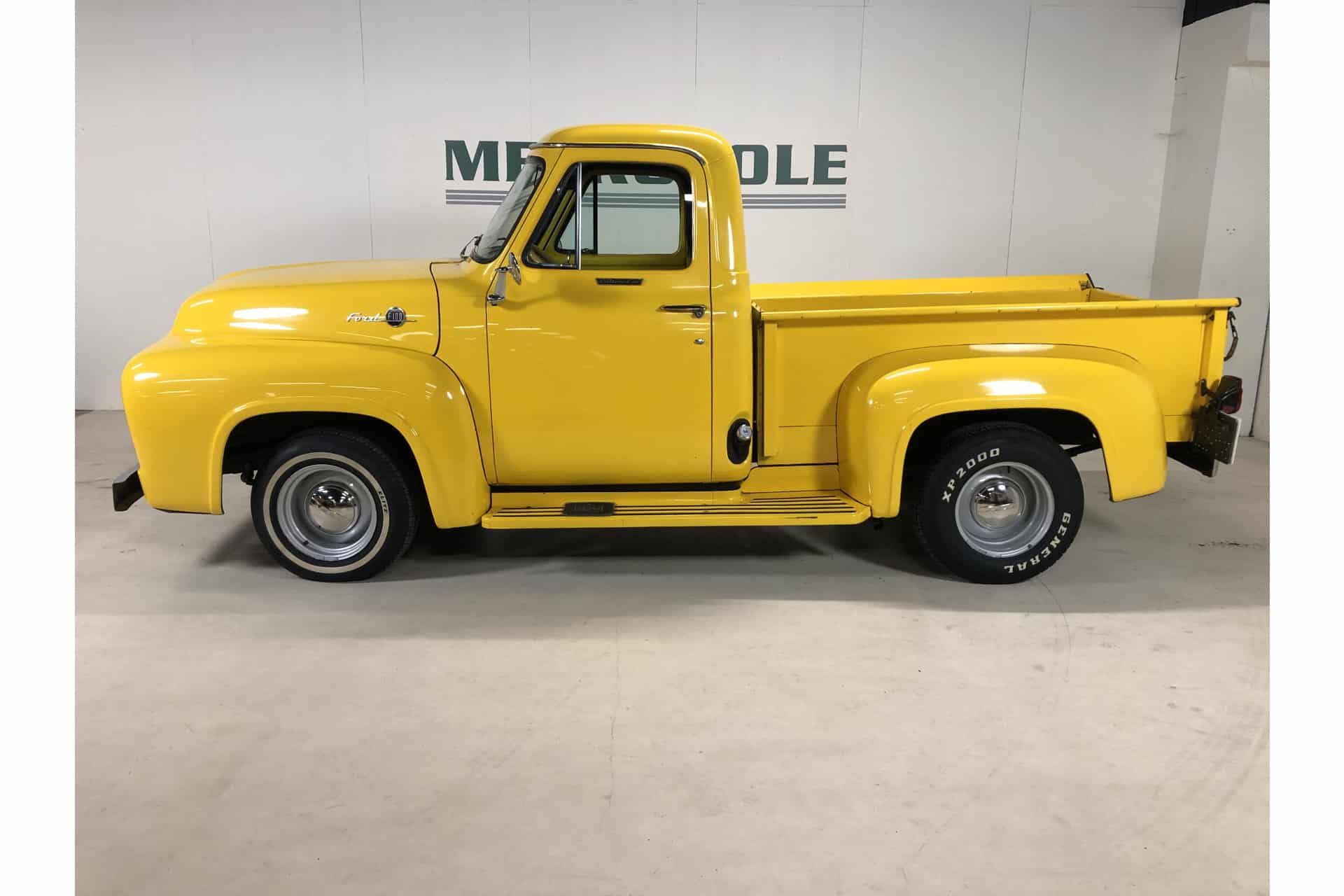 Ford F100 V8 3