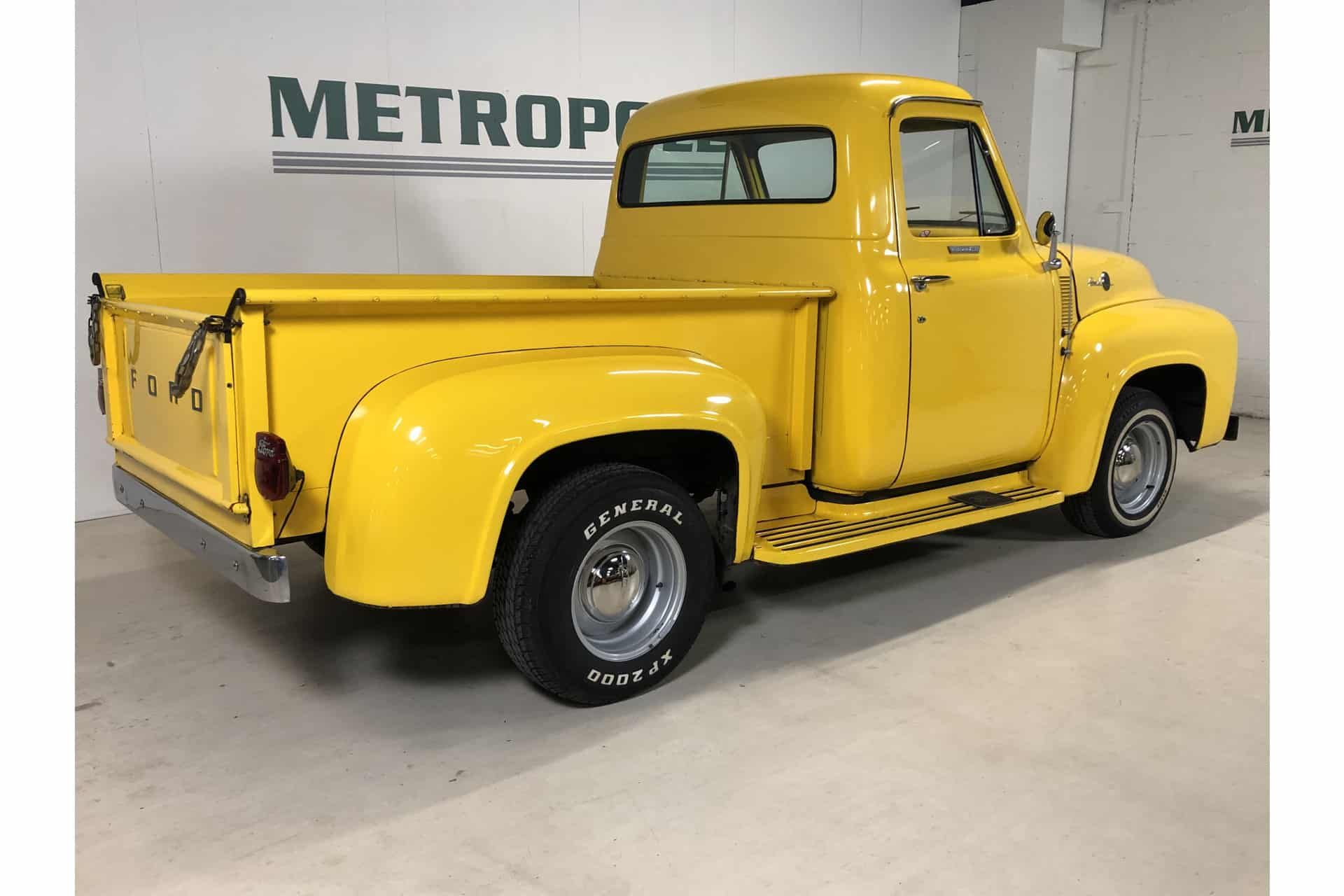 Ford F100 V8 5