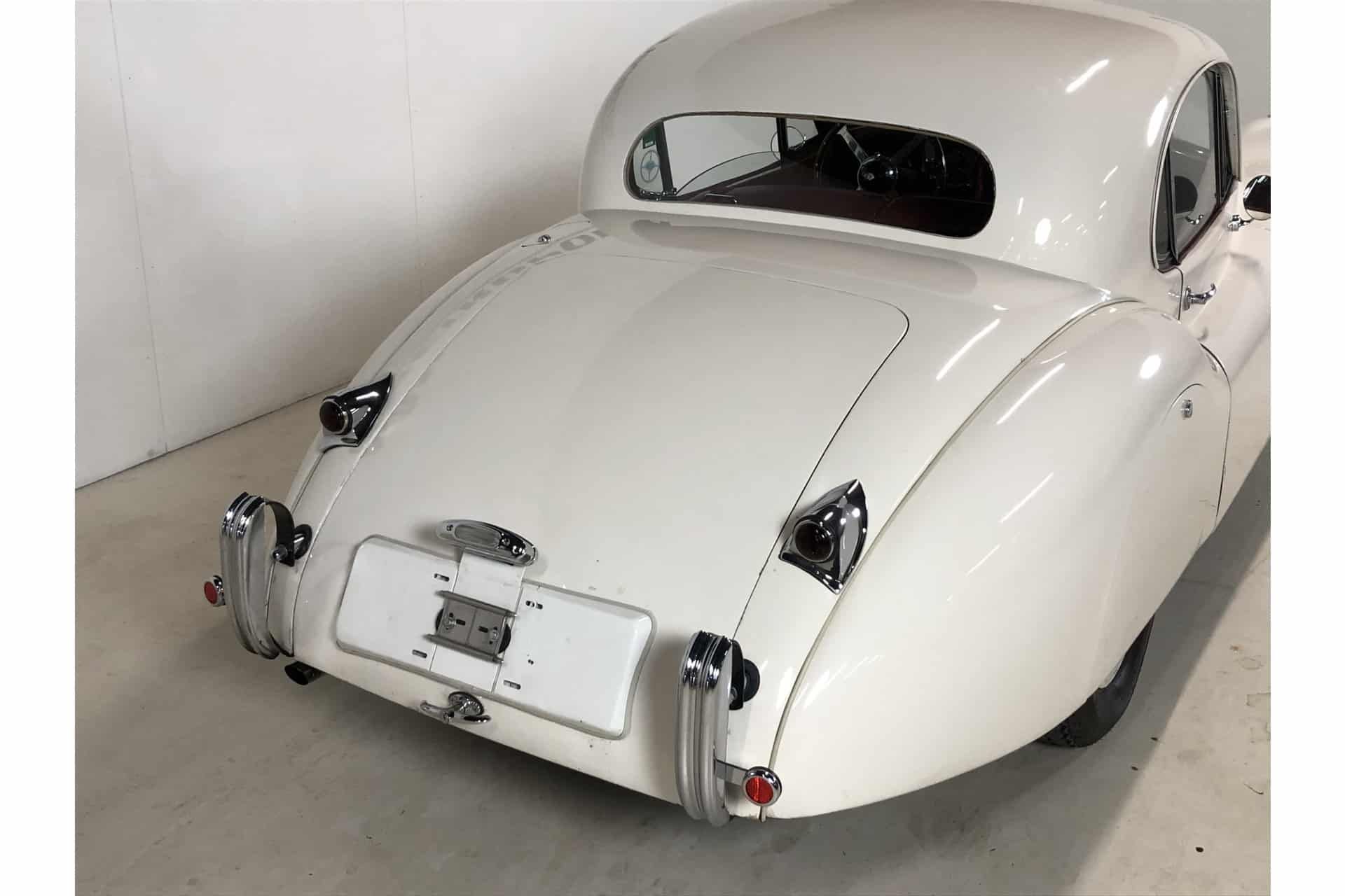 Jaguar XK120 Fixed Head Coupe 12