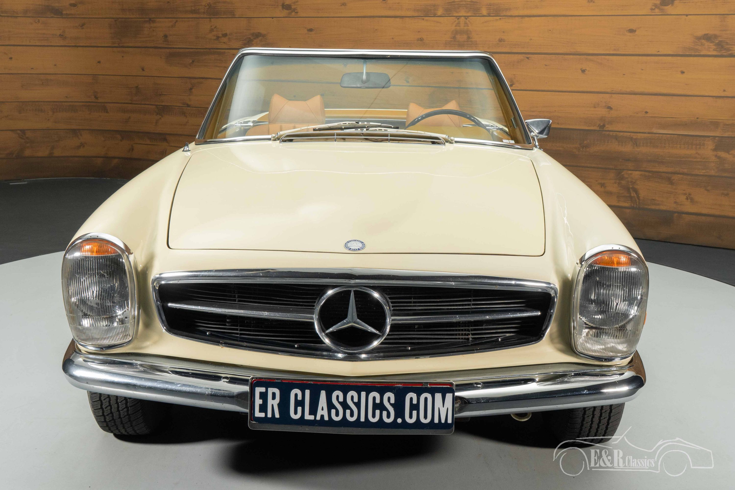 Mercedes-Benz 280 SL 7
