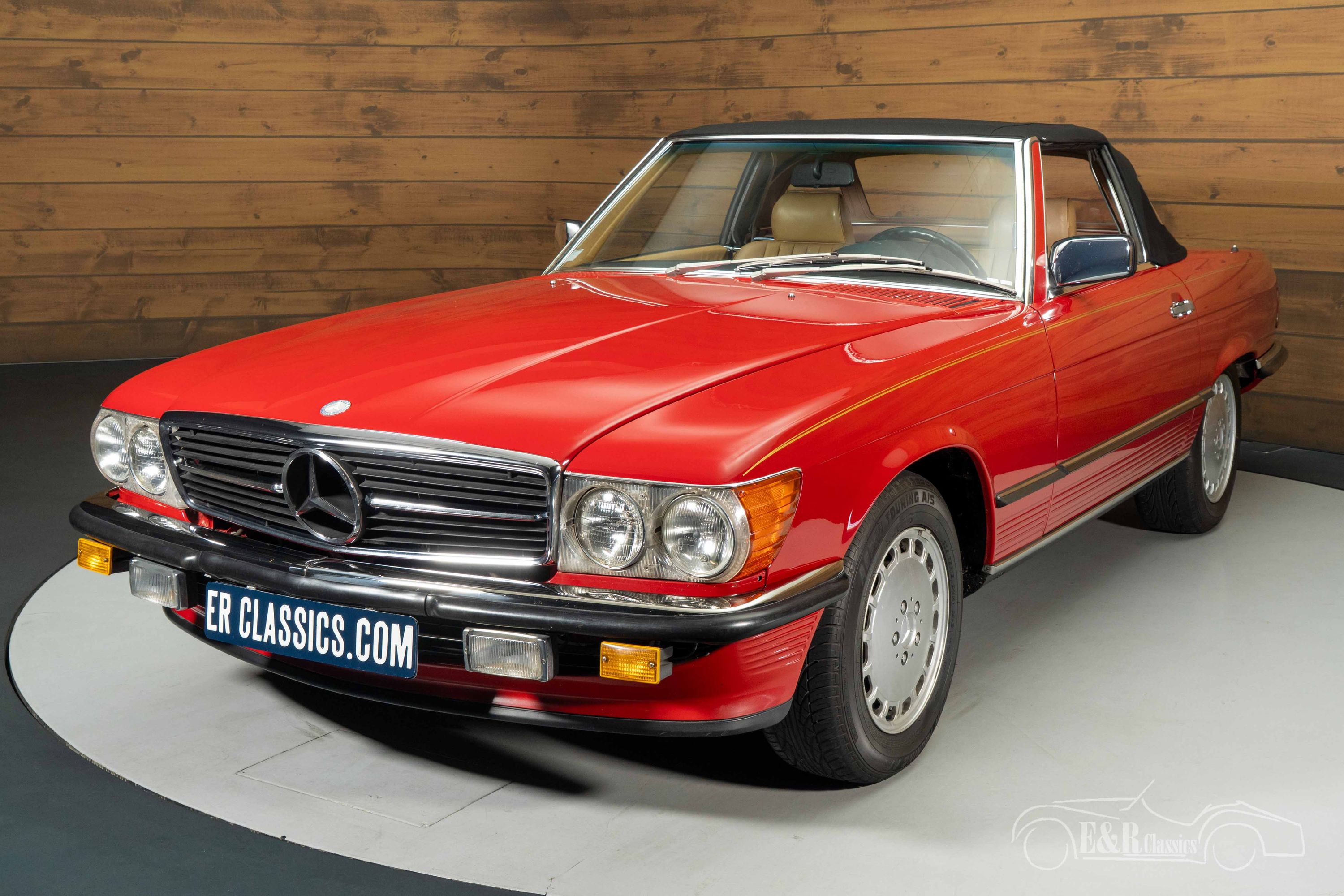 Mercedes-Benz 560 SL 5