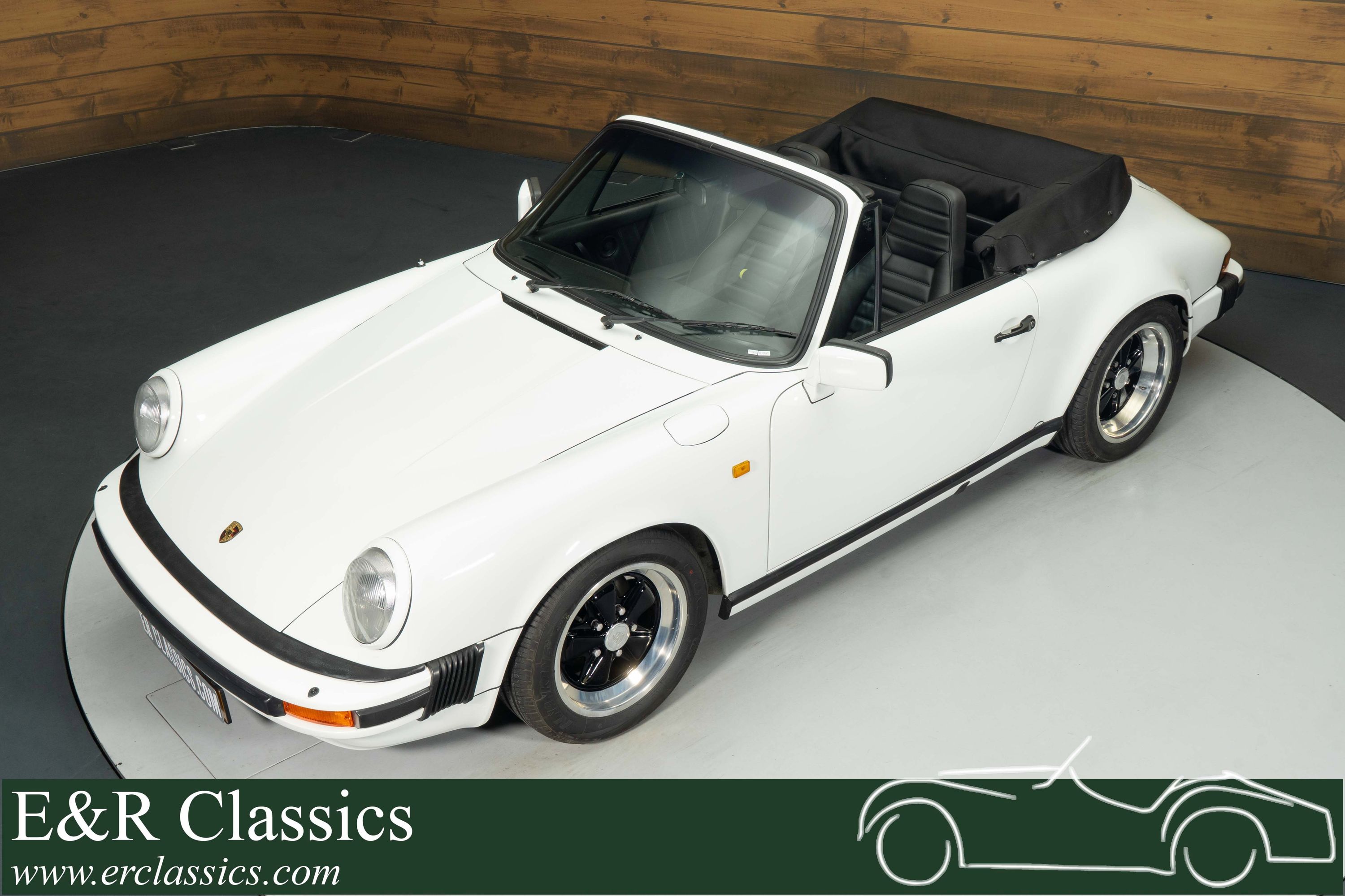Porsche 911 SC cabriolet 4