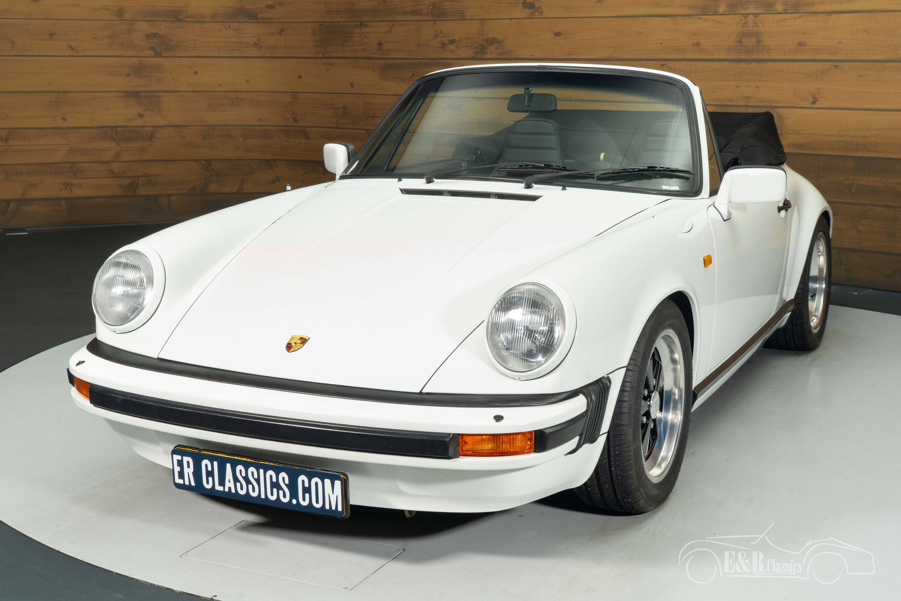 Porsche 911 SC cabriolet 8