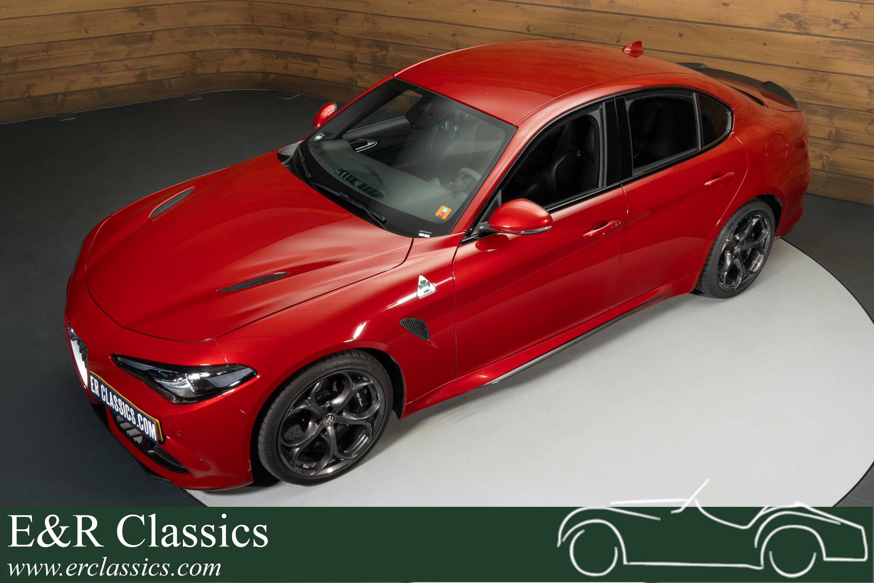 Alfa Romeo Giulia Quadrifoglio 4