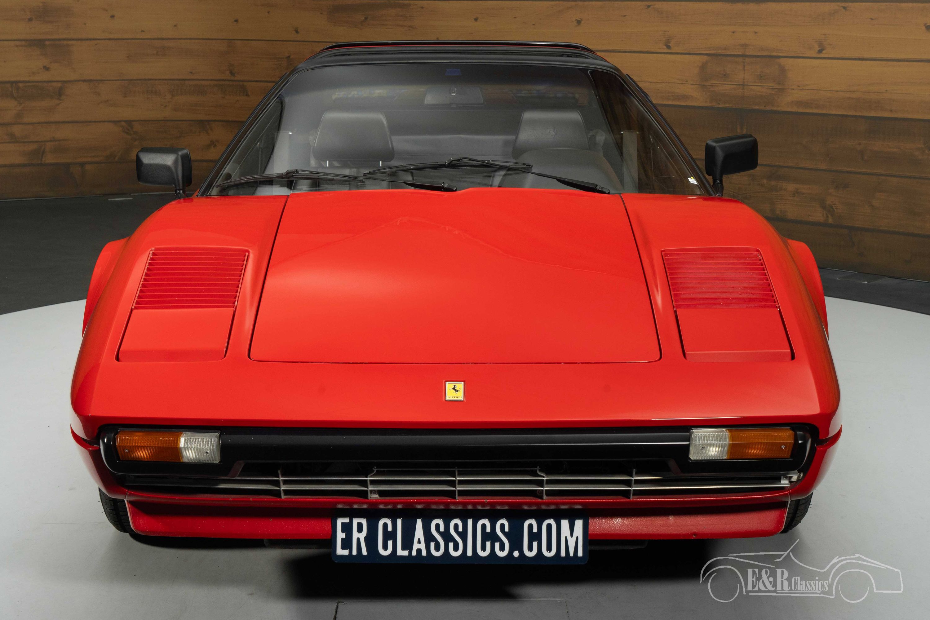 Ferrari 308 GTSi 7