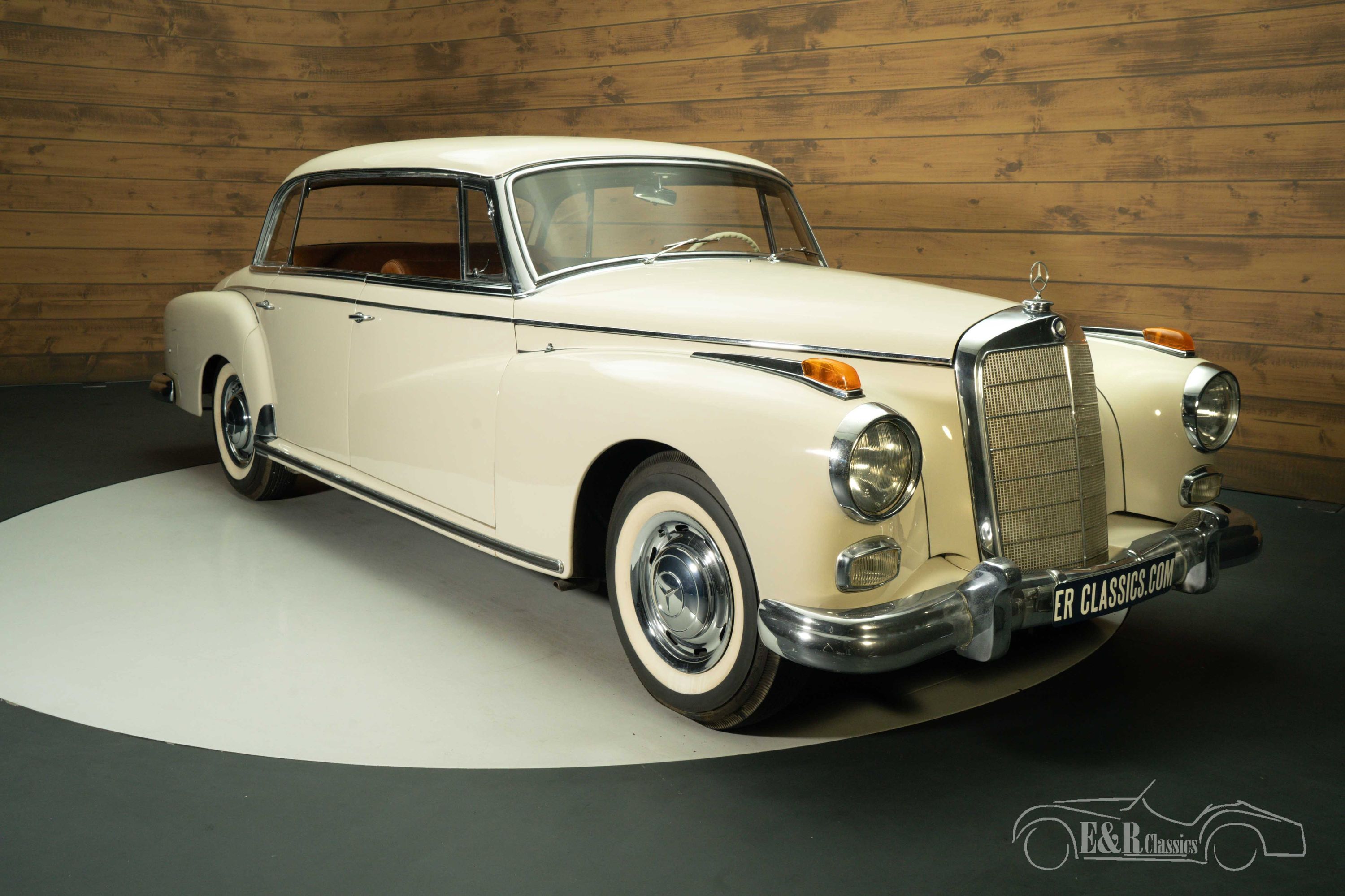 Mercedes-Benz 300 Adenauer 5