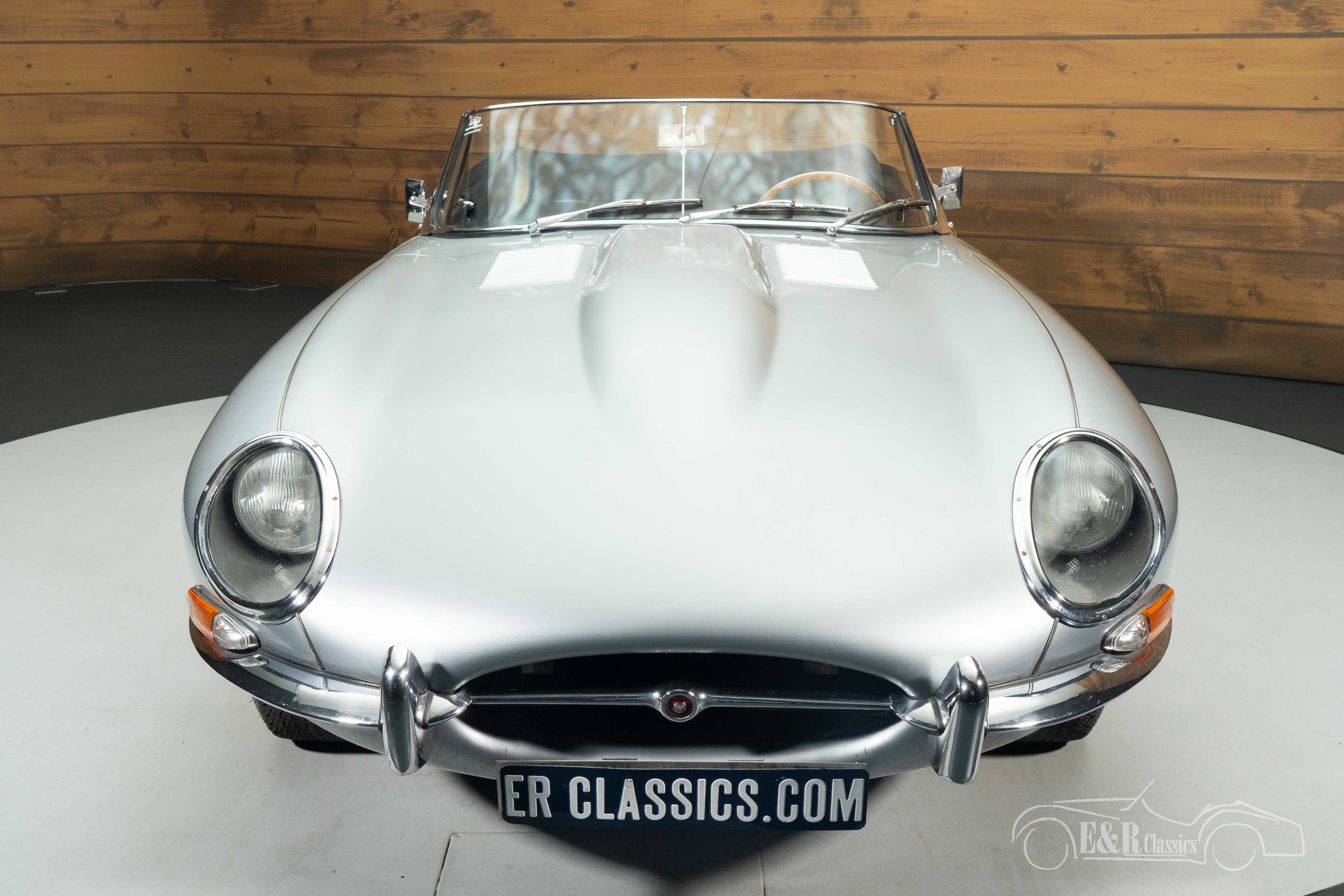 Jaguar E-Type 7