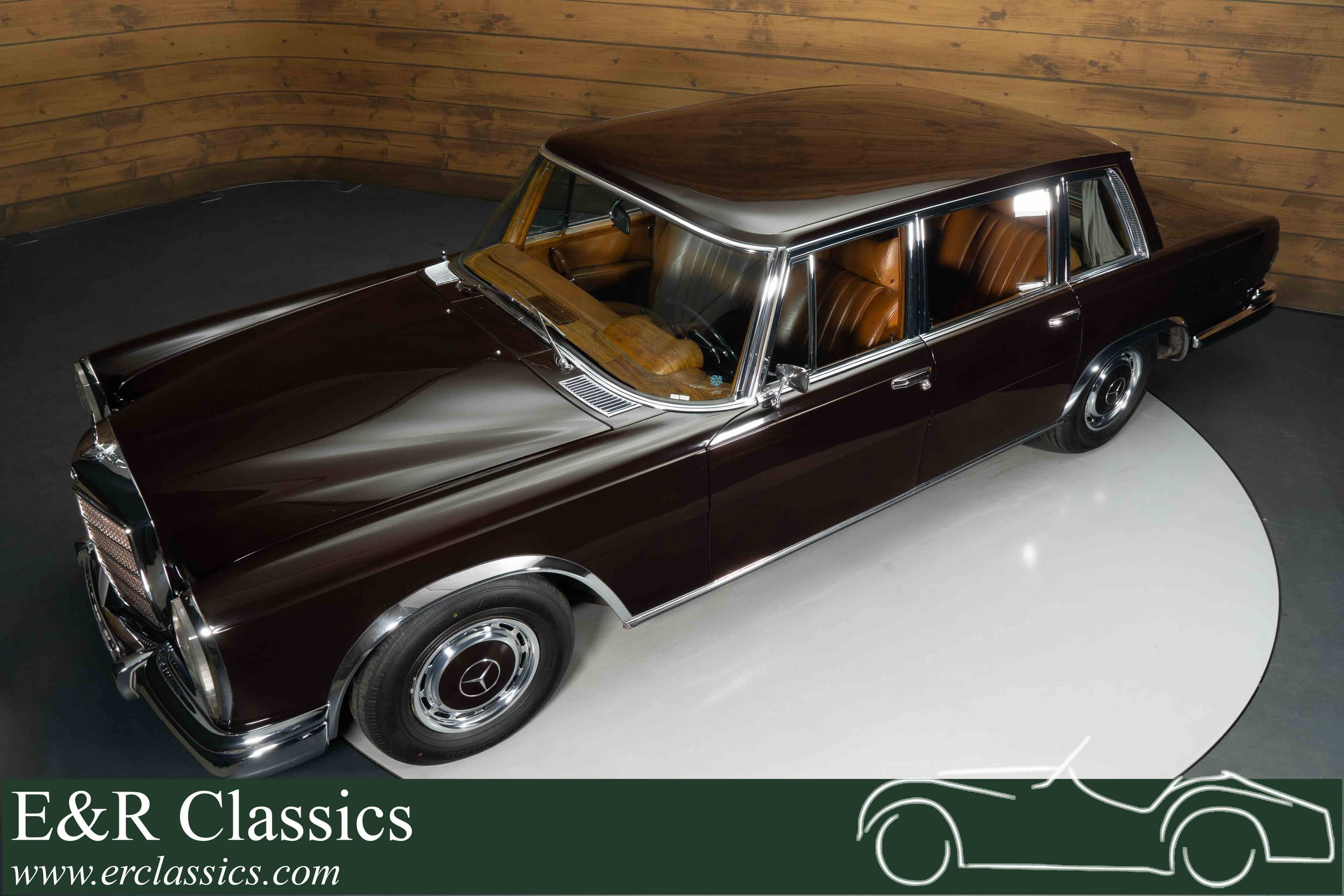 Mercedes-Benz 600 4