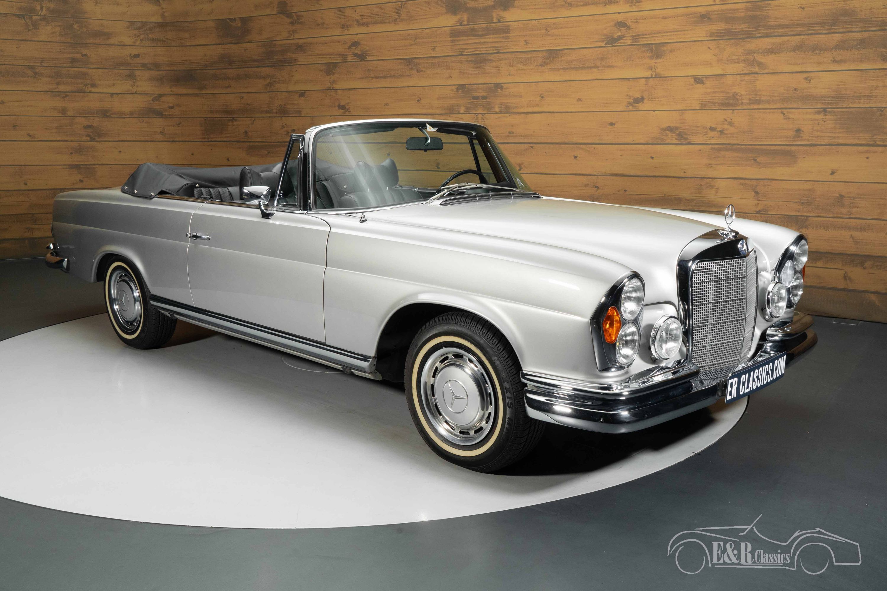 Mercedes-Benz 280 SE Cabriolet 5