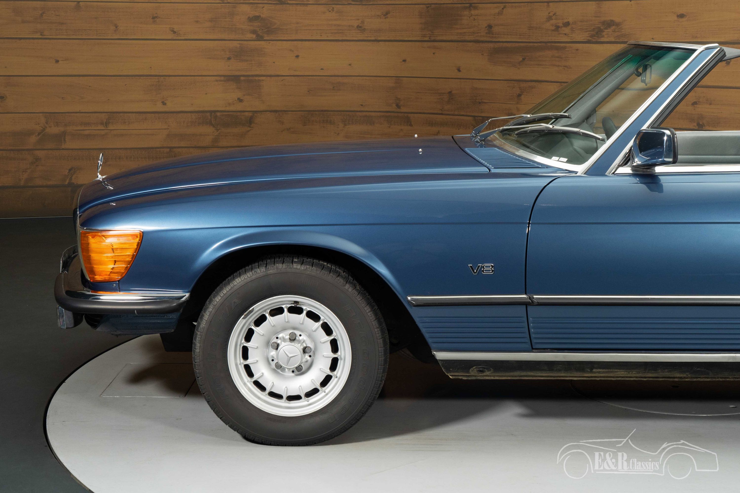 Mercedes-Benz 380 SL 10