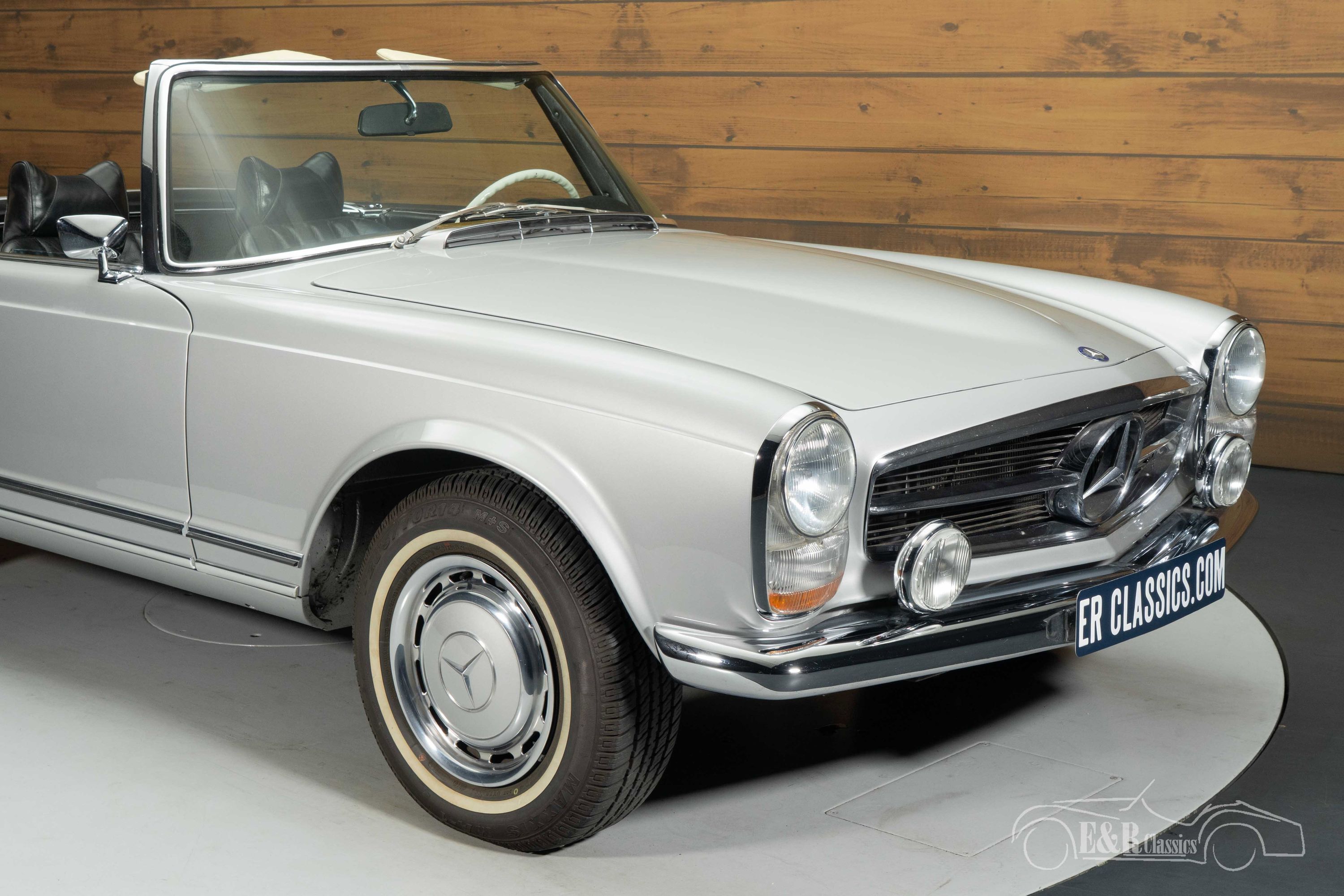 Mercedes-Benz 280 SL 6