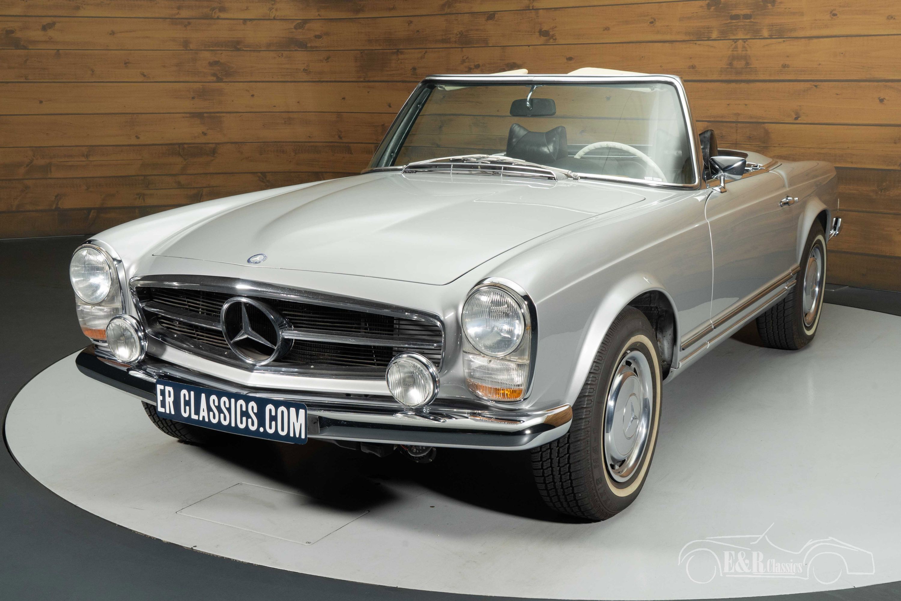 Mercedes-Benz 280 SL 8