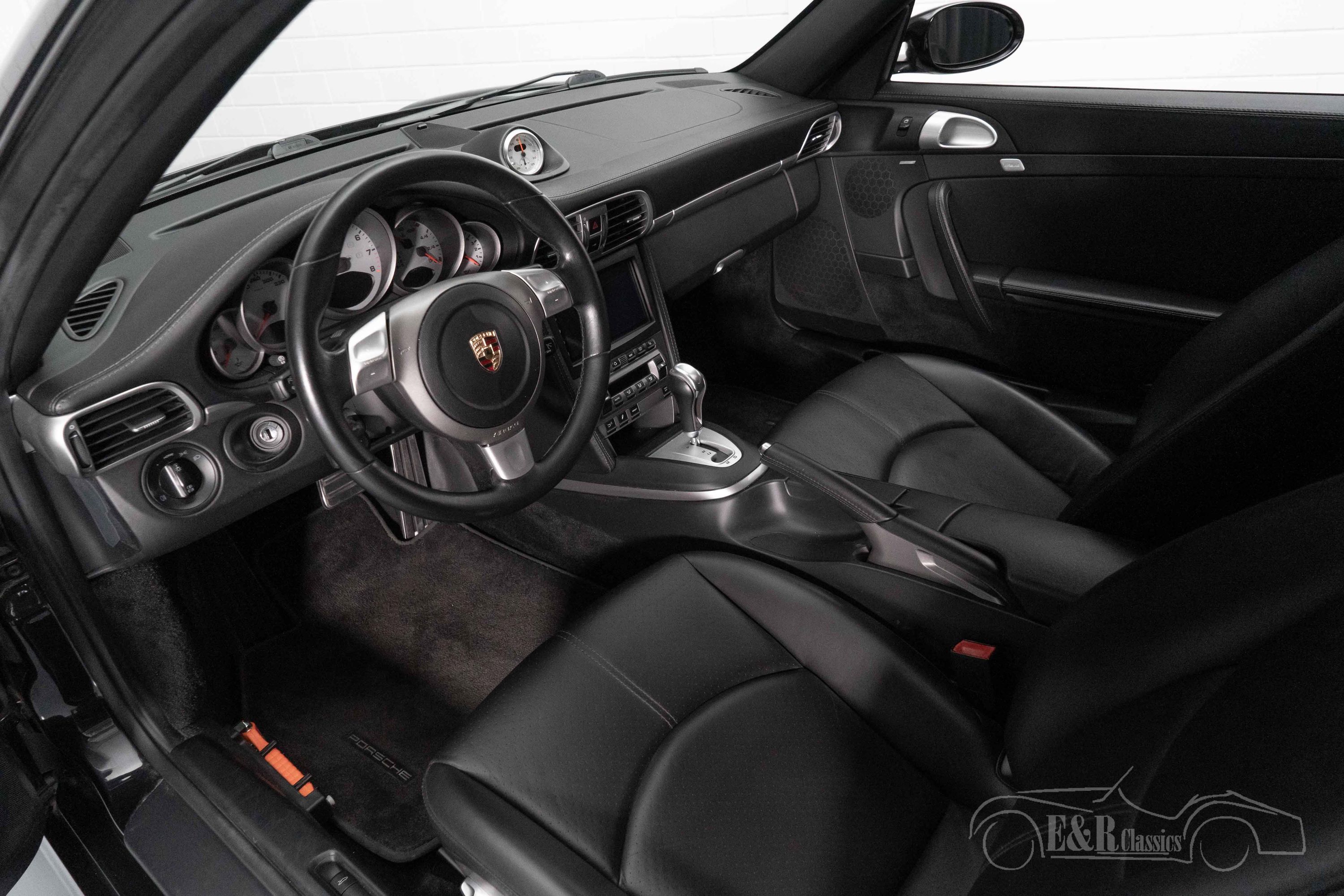 Porsche 911 Carrera S Coupe 2