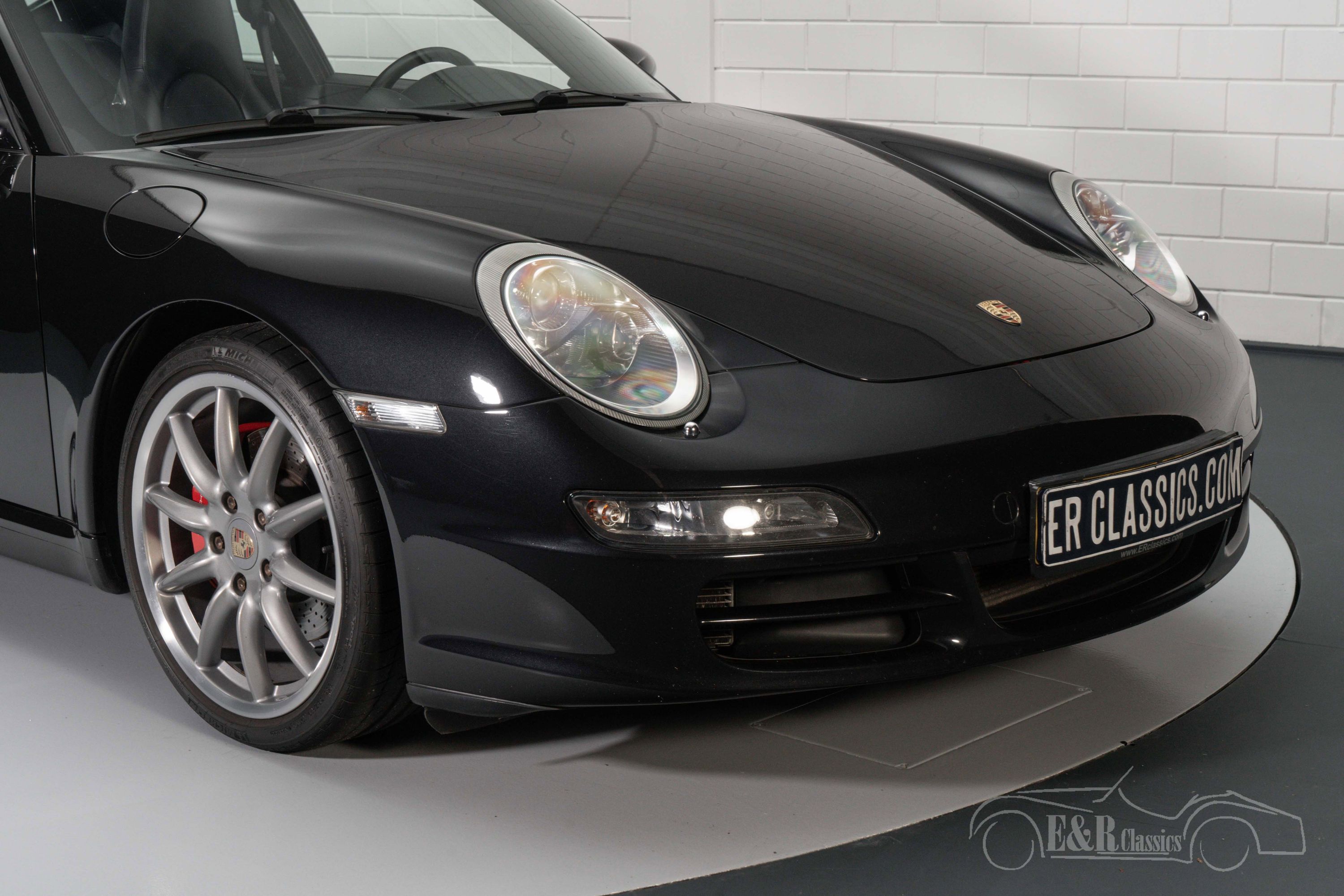 Porsche 911 Carrera S Coupe 4