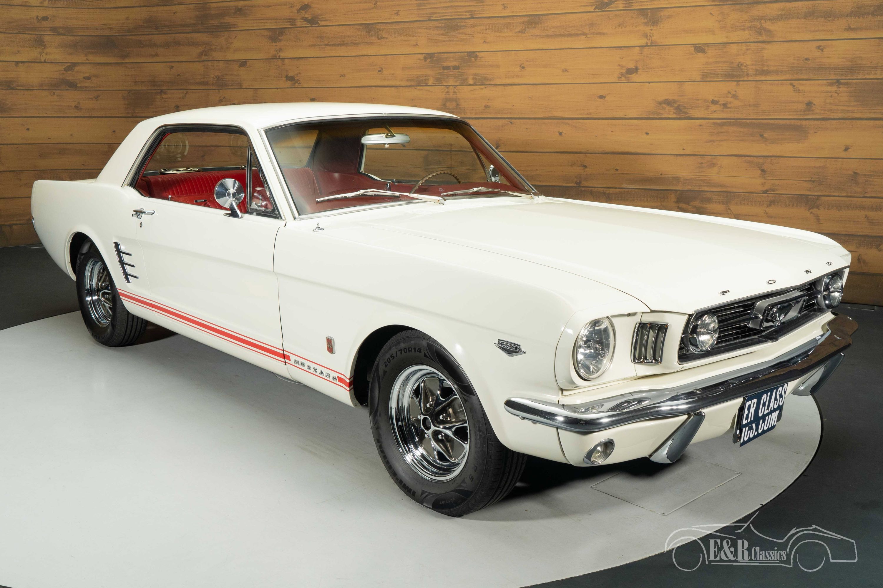 Ford Mustang 5