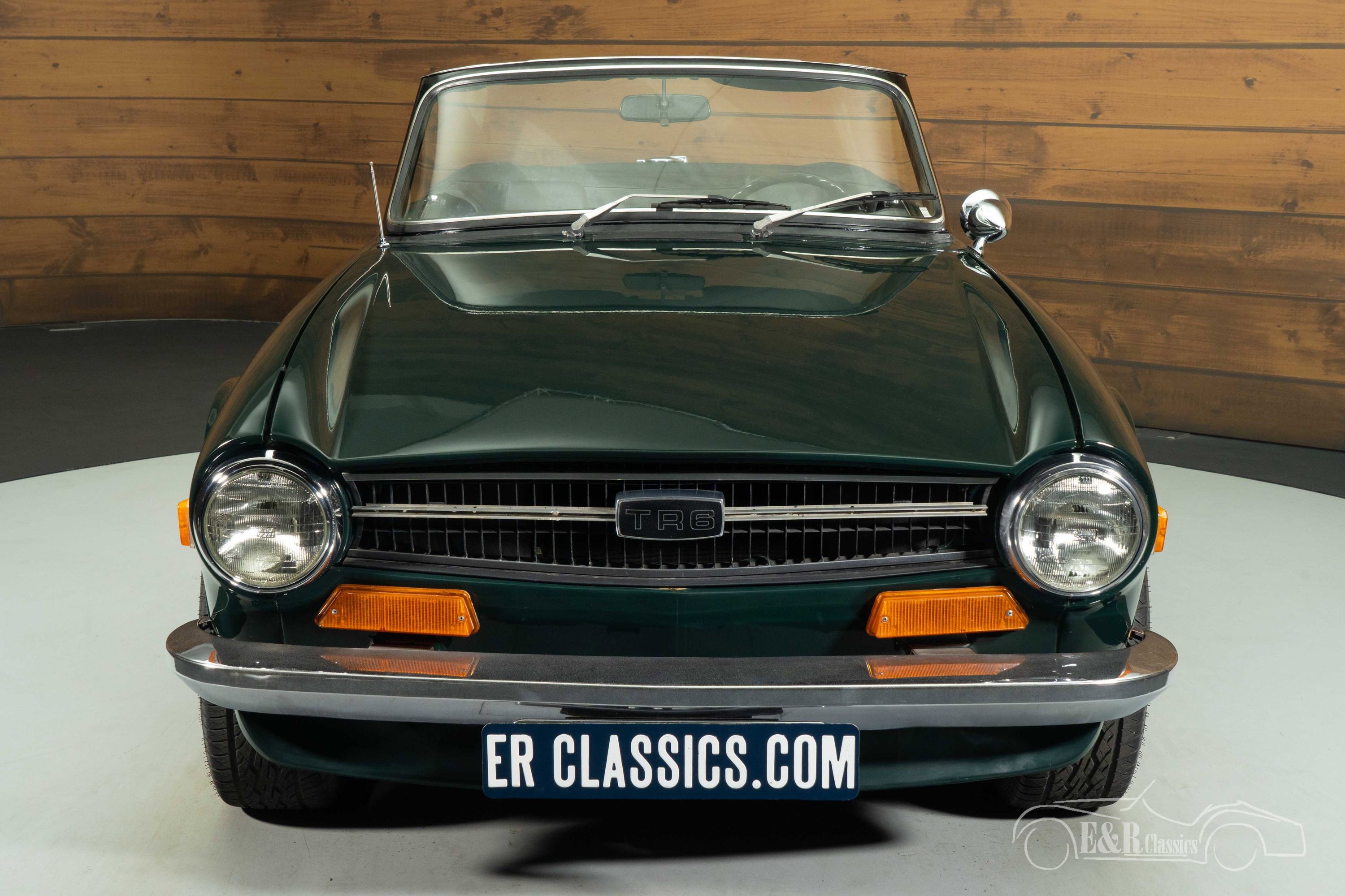 Triumph TR6 7