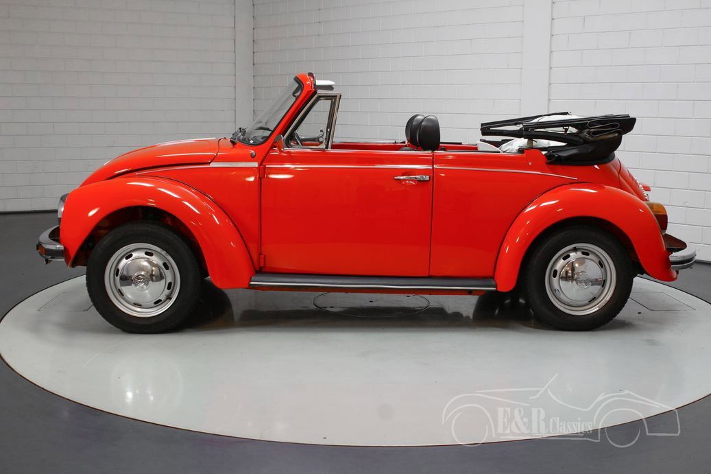 Volkswagen Beetle Cabriolet 9