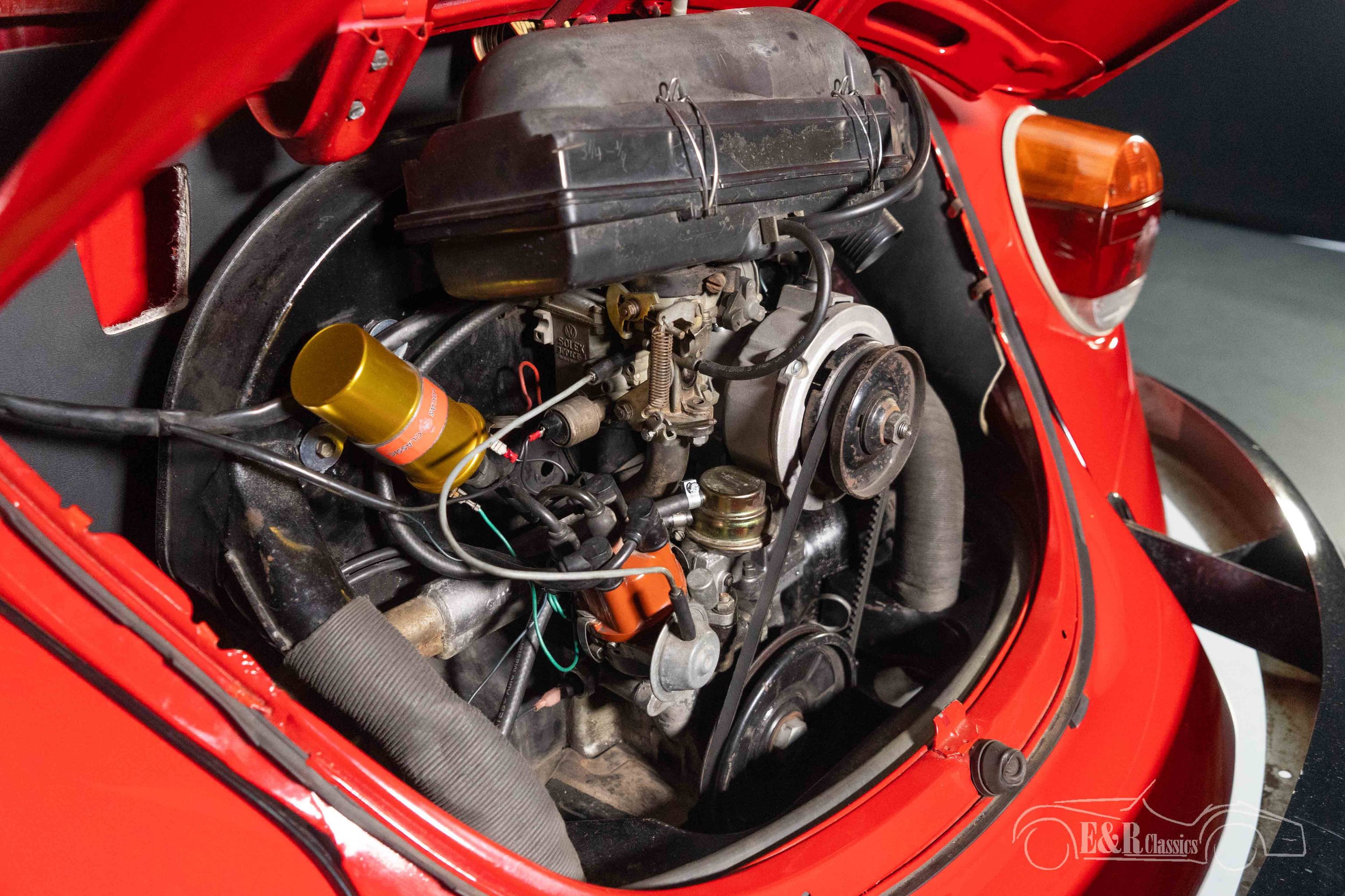 Volkswagen Beetle Cabriolet 2