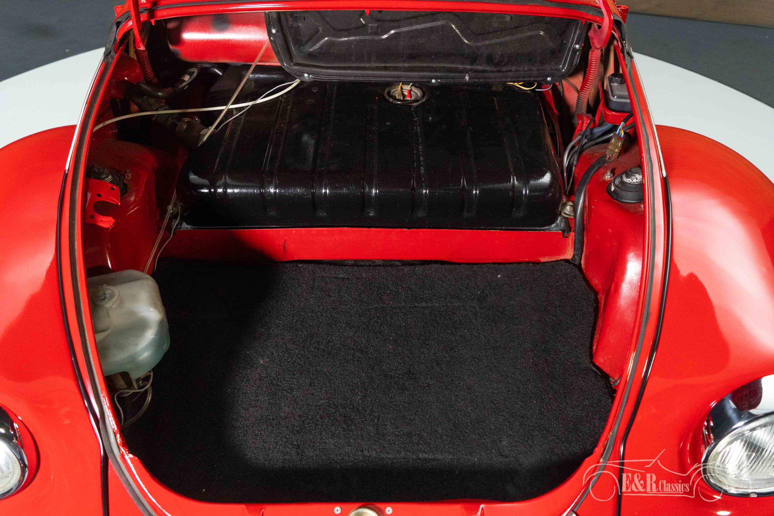 Volkswagen Beetle Cabriolet 3