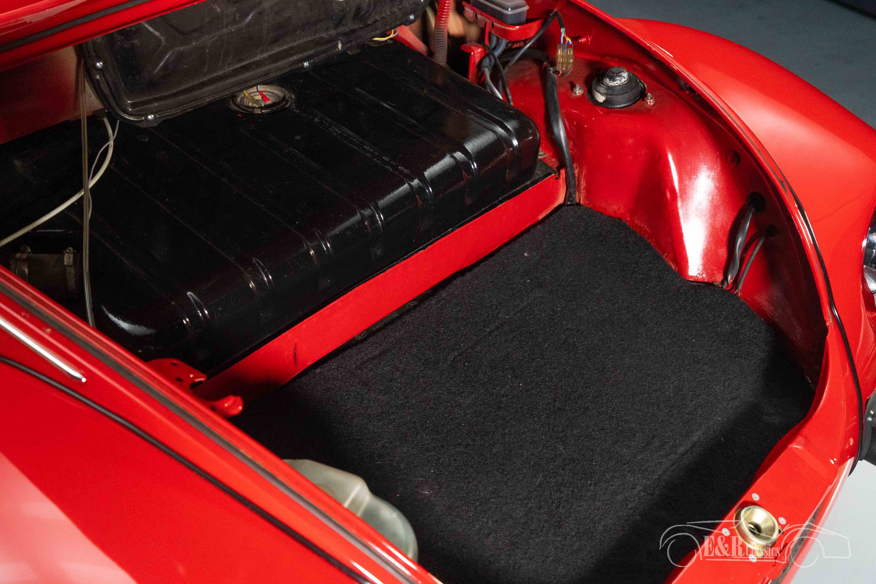 Volkswagen Beetle Cabriolet 5