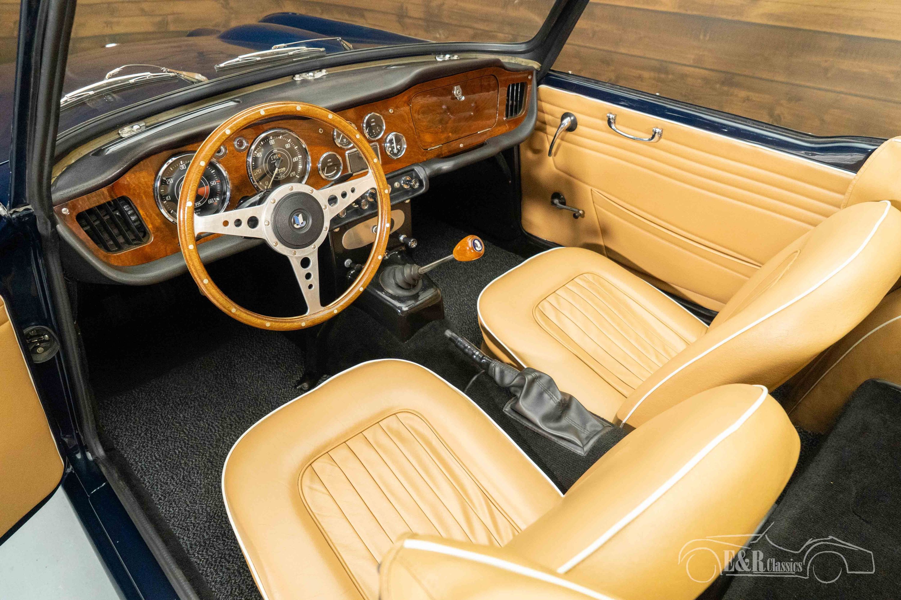 Triumph TR4 3