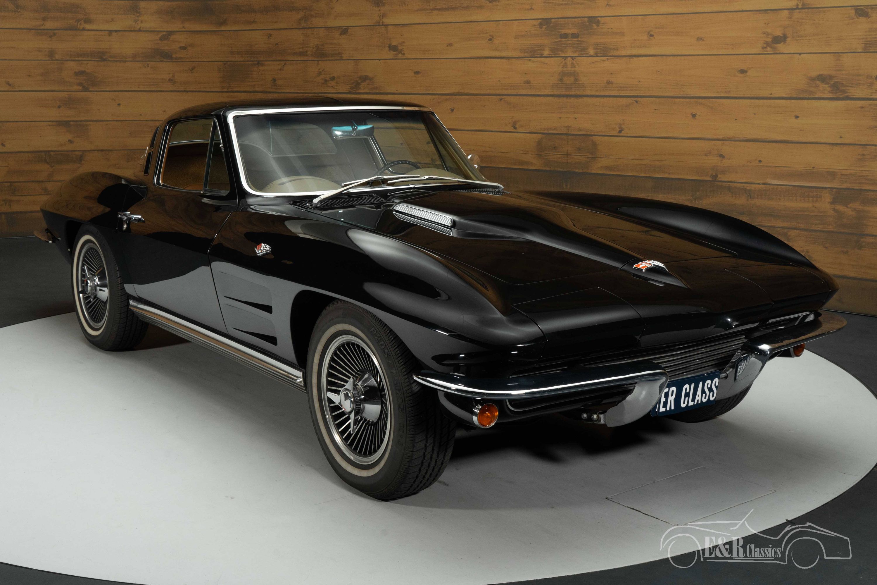 Chevrolet Corvette C2 Coupé 5