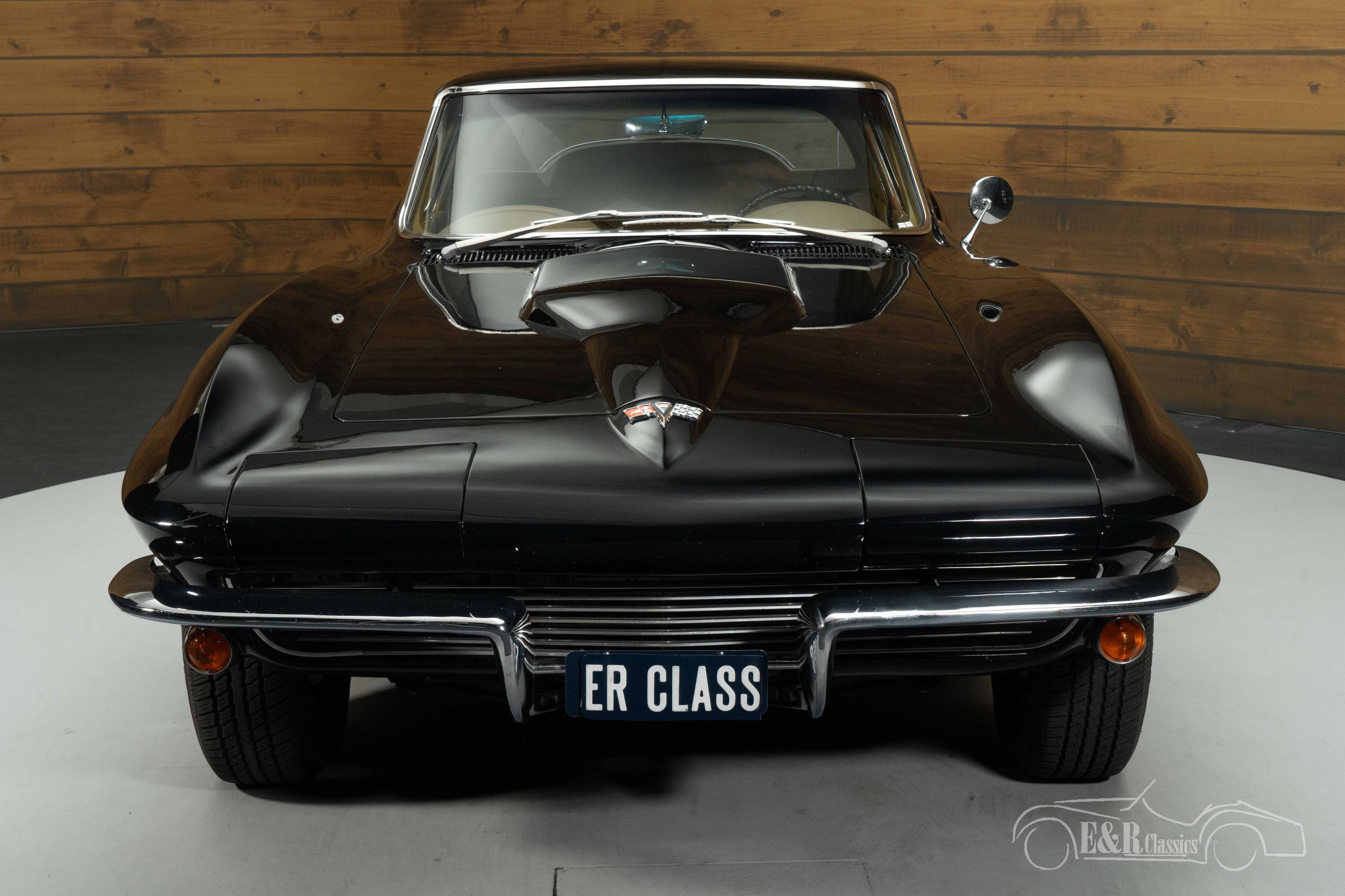 Chevrolet Corvette C2 Coupé 7
