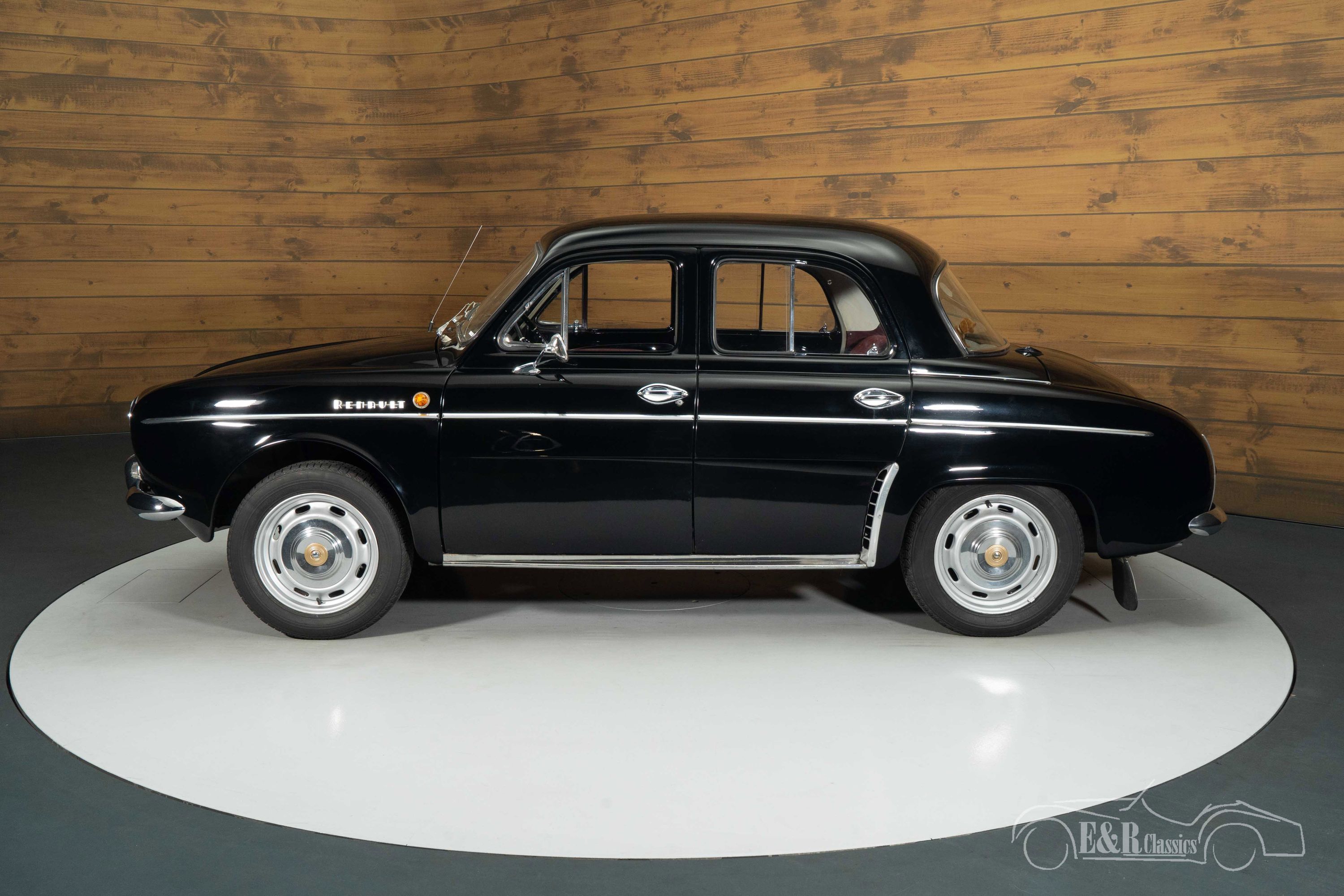 Renault Dauphine 11