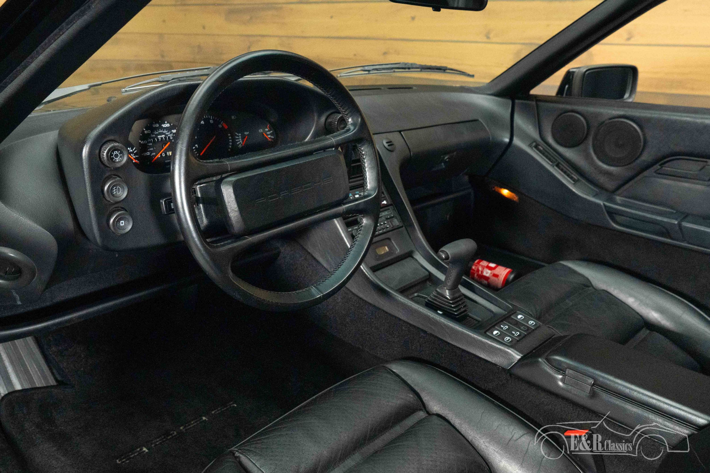 Porsche 928 S 3
