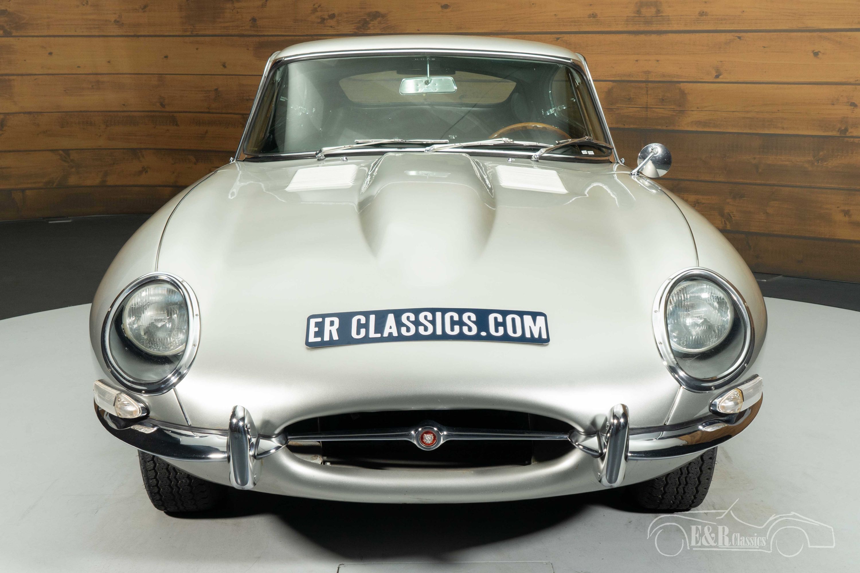Jaguar E-type series 1 Coupe 7