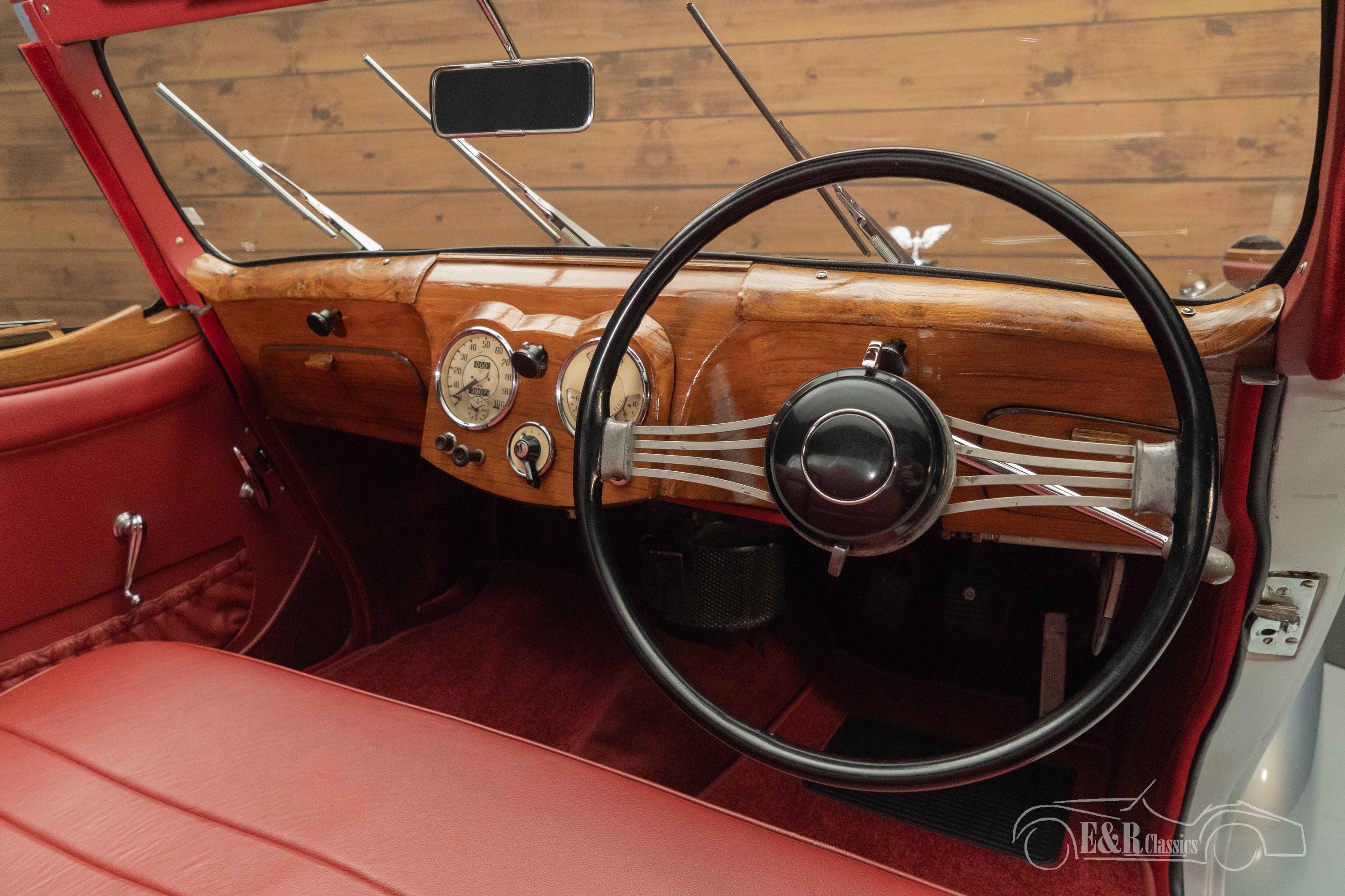 Triumph Roadster 2000 3