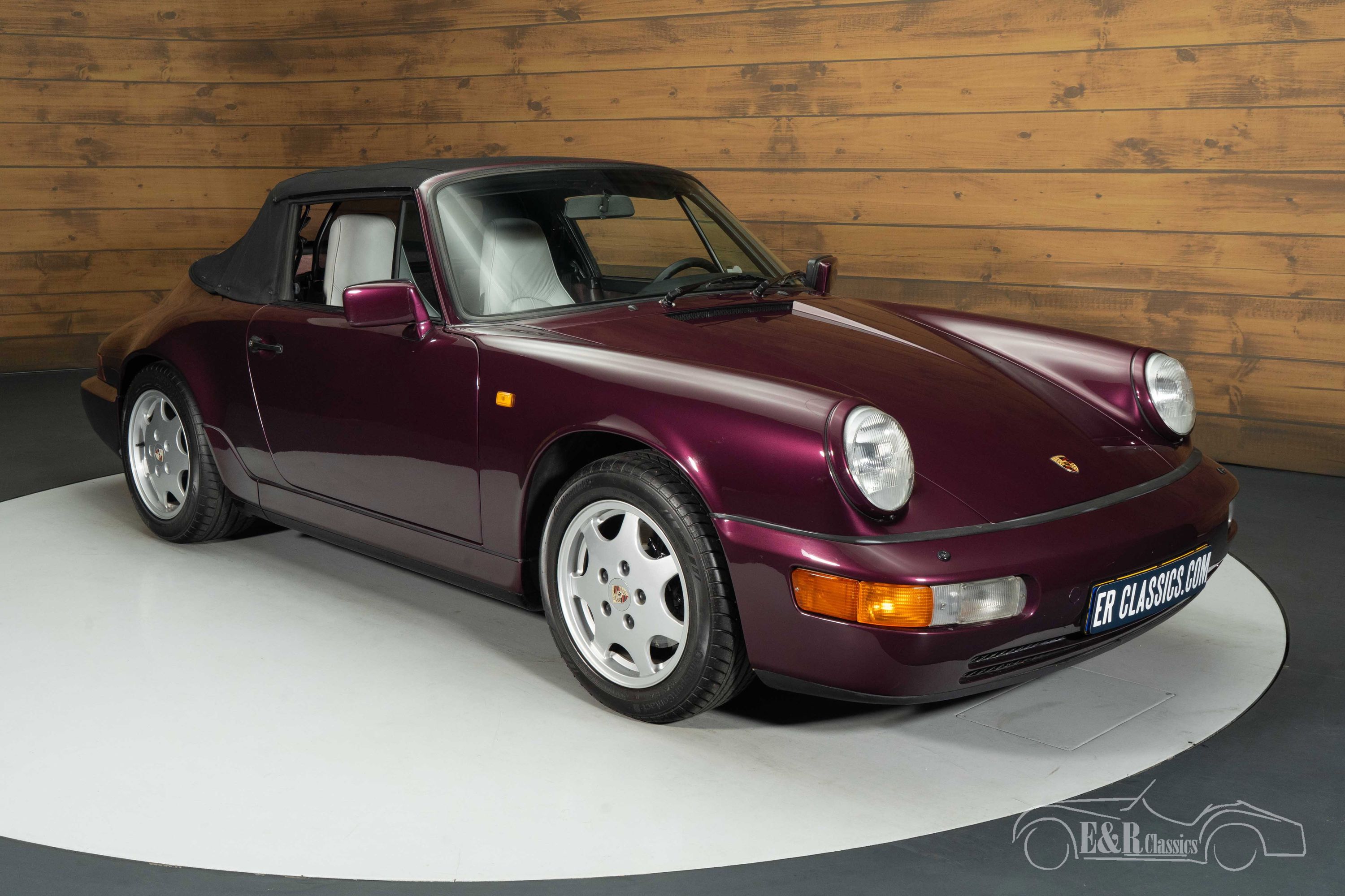 Porsche 911 Carrera 4 Cabriolet 6