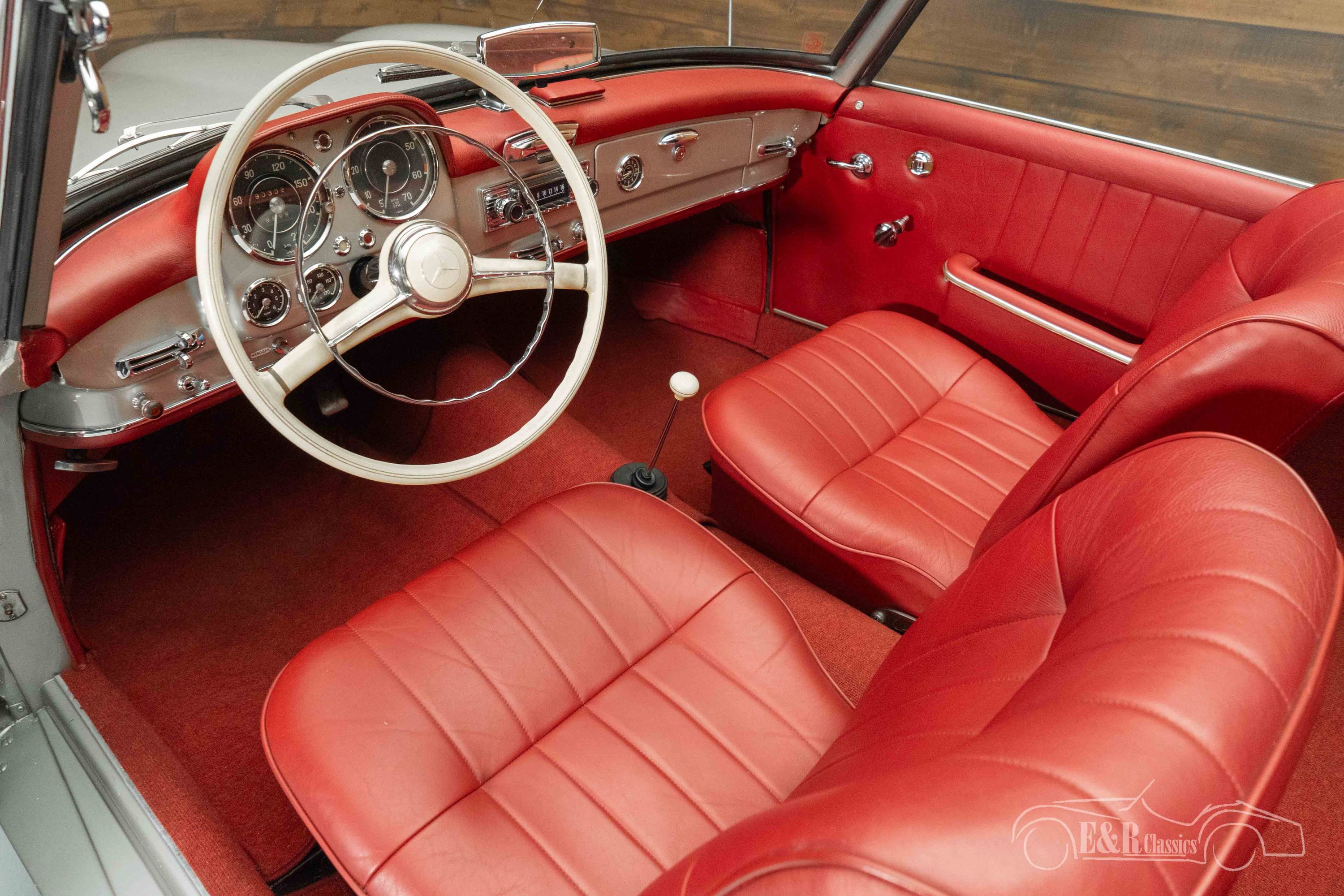 Mercedes-Benz 190 SL 3