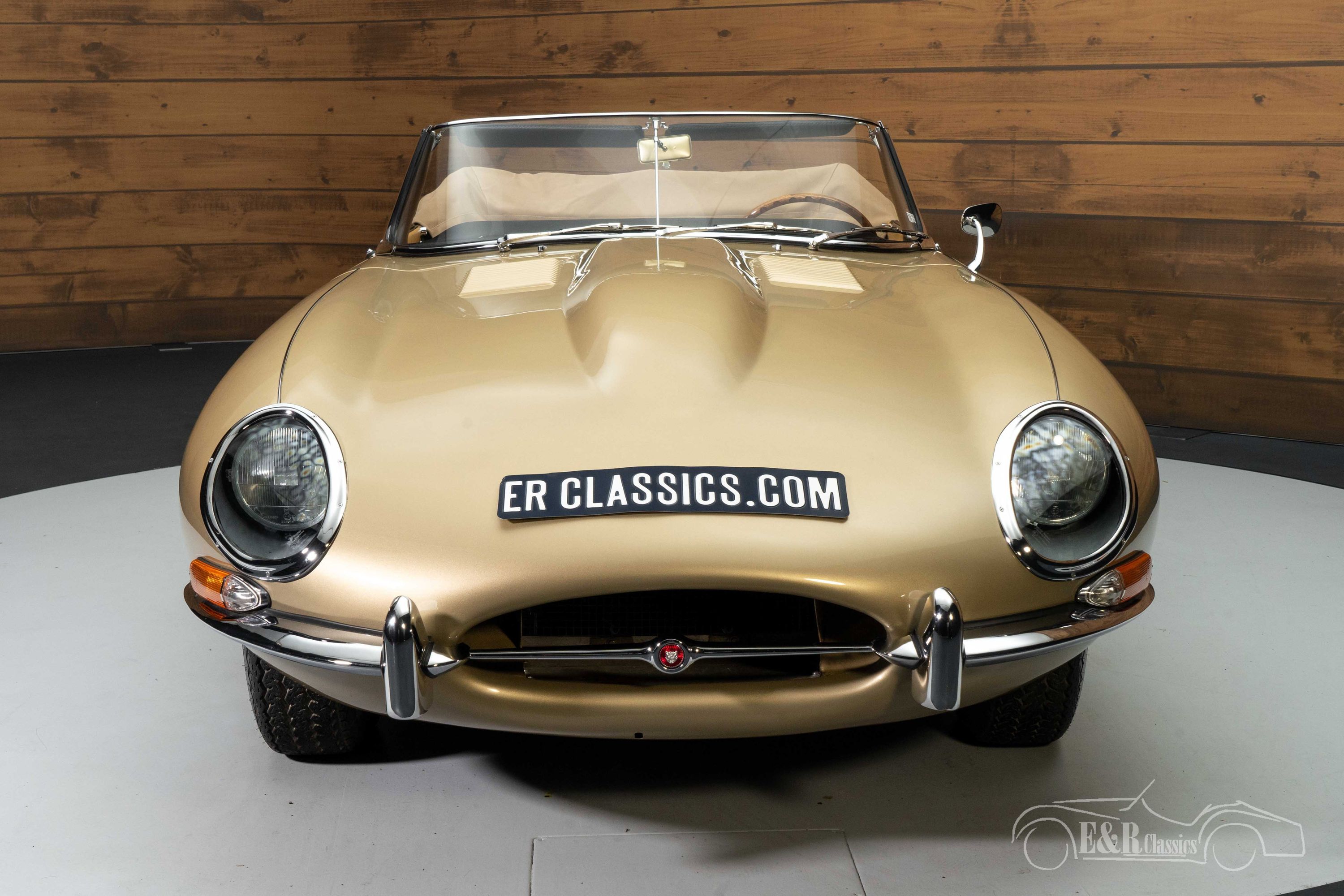 Jaguar E-Type Series 1 Cabriolet 6