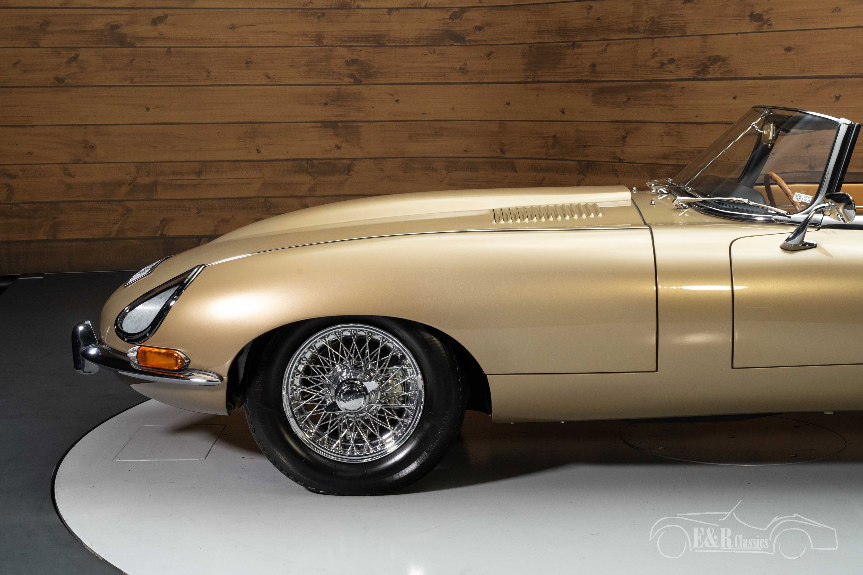 Jaguar E-Type Series 1 Cabriolet 9